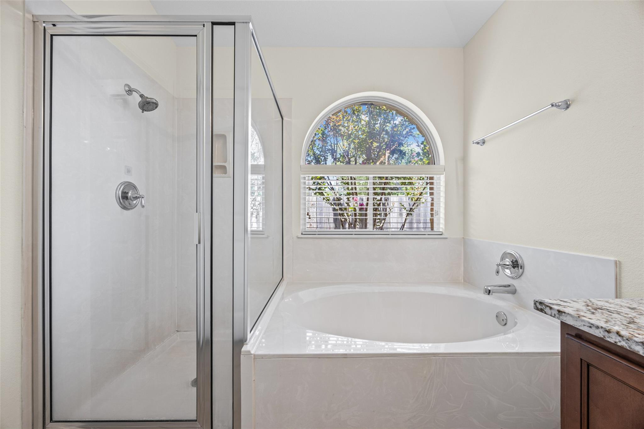 11917 Buzz Schneider Ln Property Photo 15
