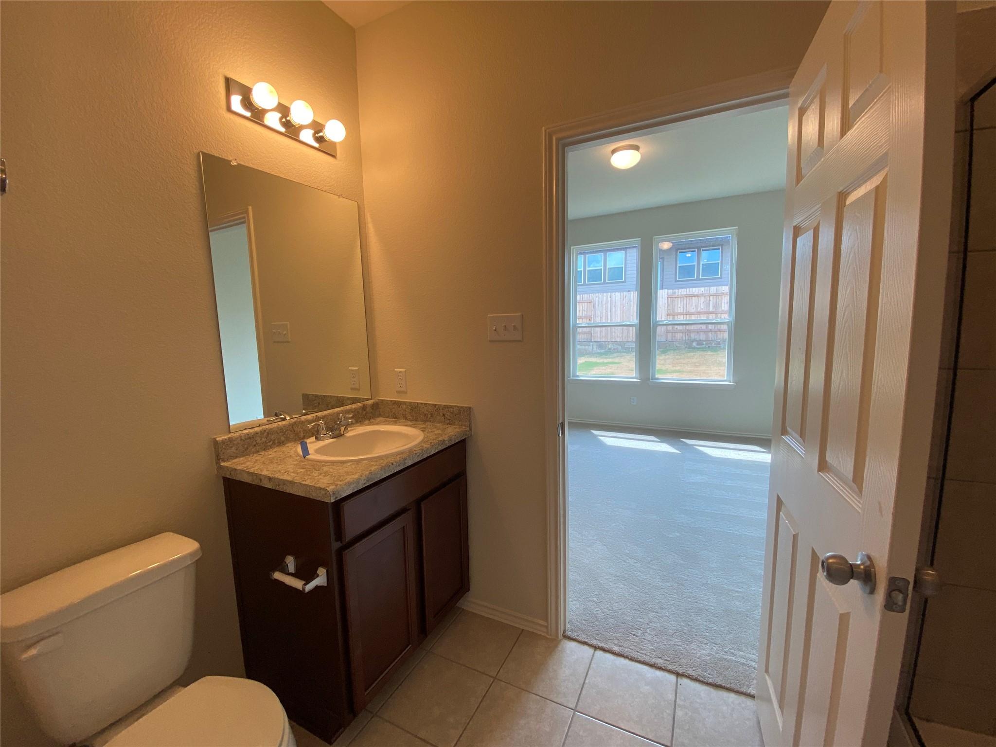 204 Nettletree Dr Property Photo 15
