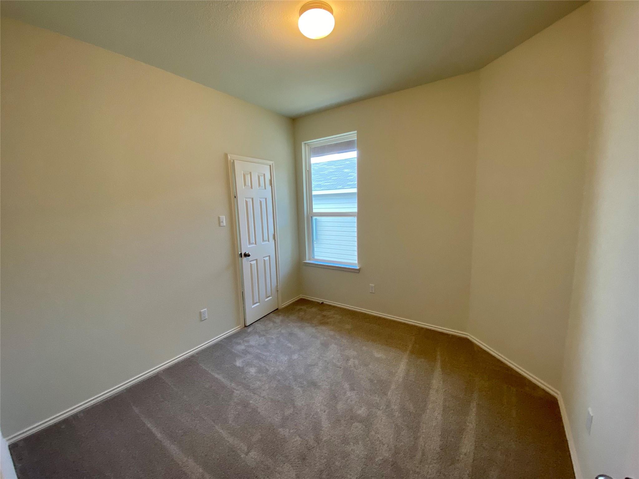 204 Nettletree Dr Property Photo 19