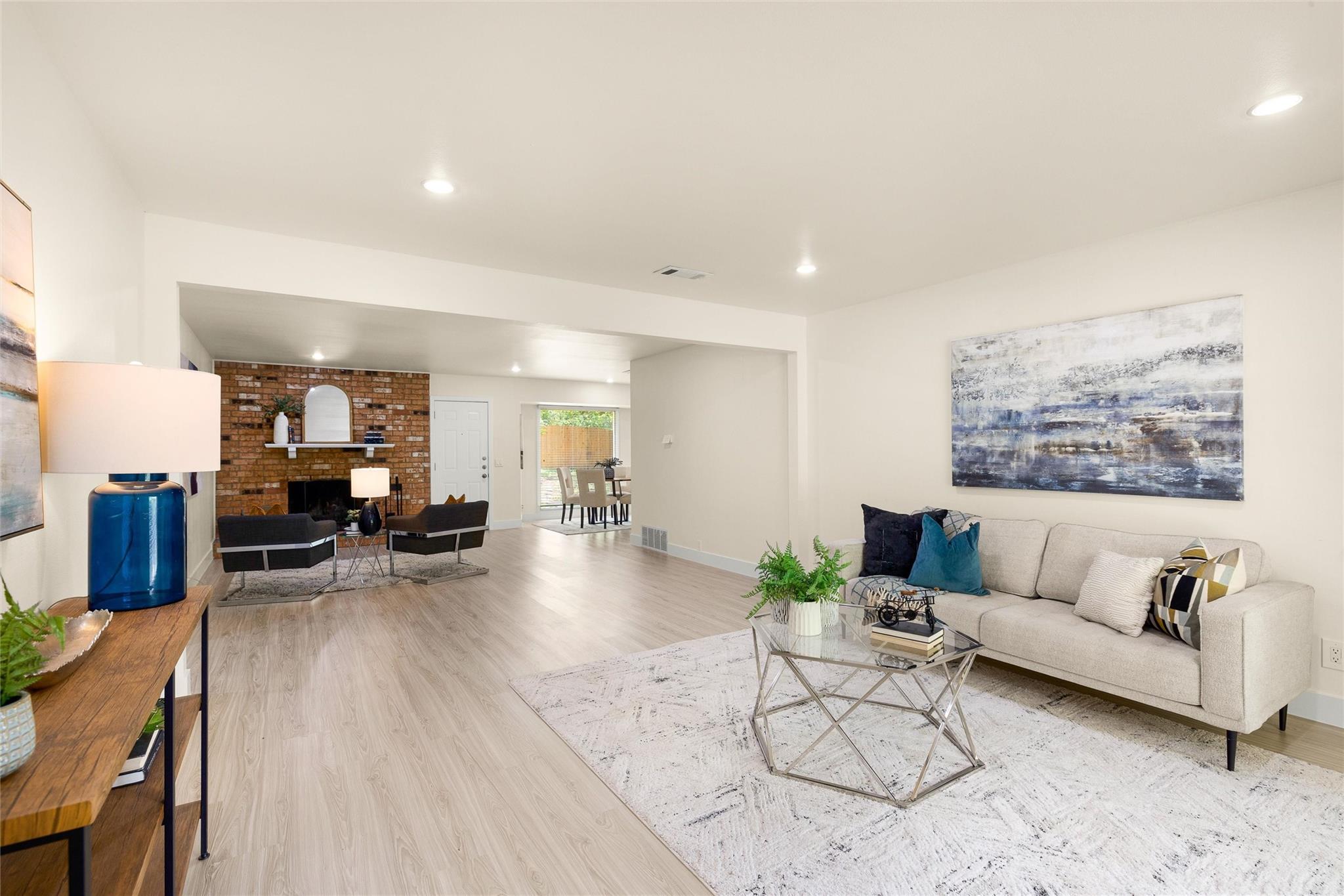 3205 Santa Monica Dr Property Photo 10