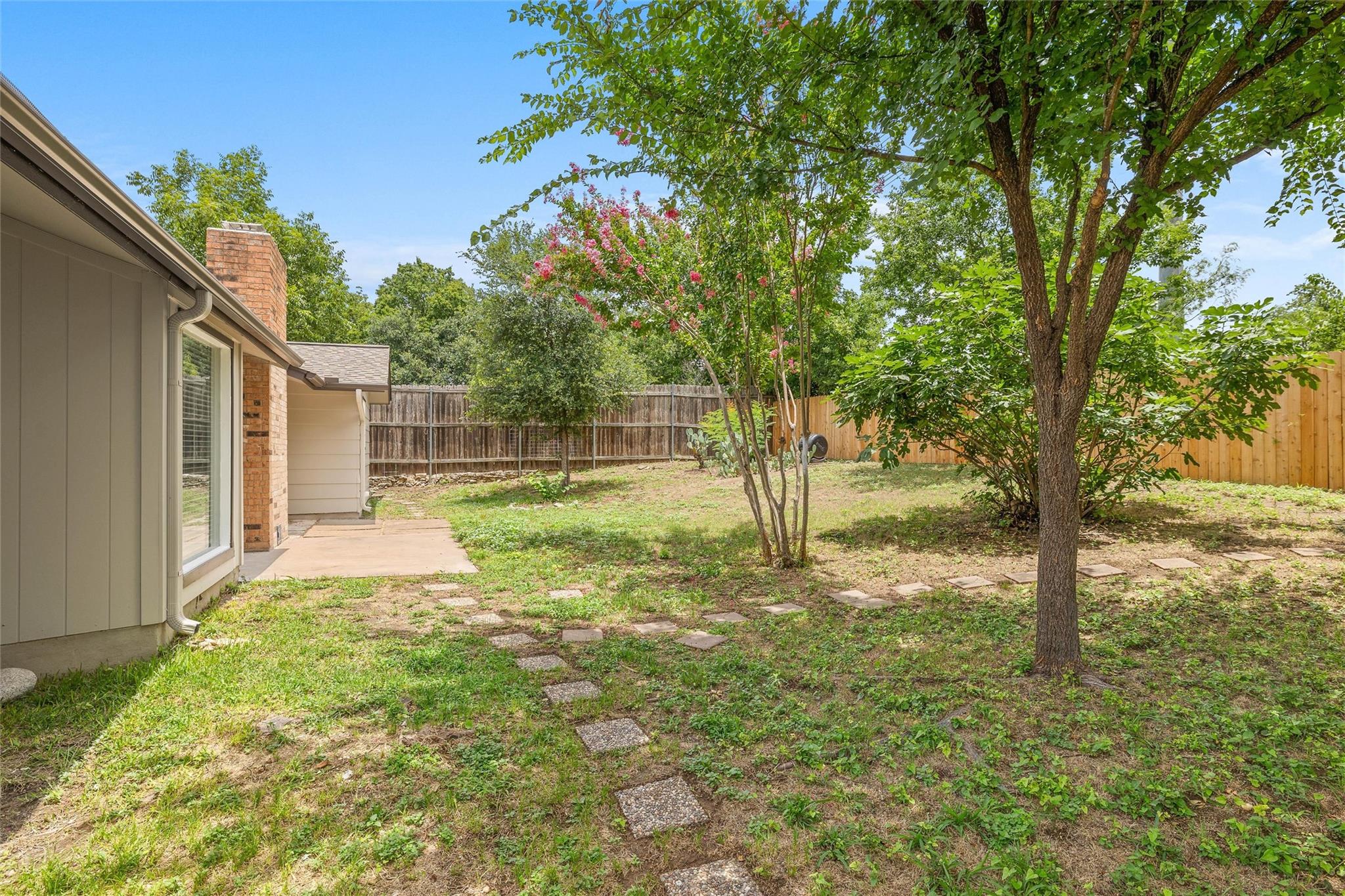 3205 Santa Monica Dr Property Photo 36