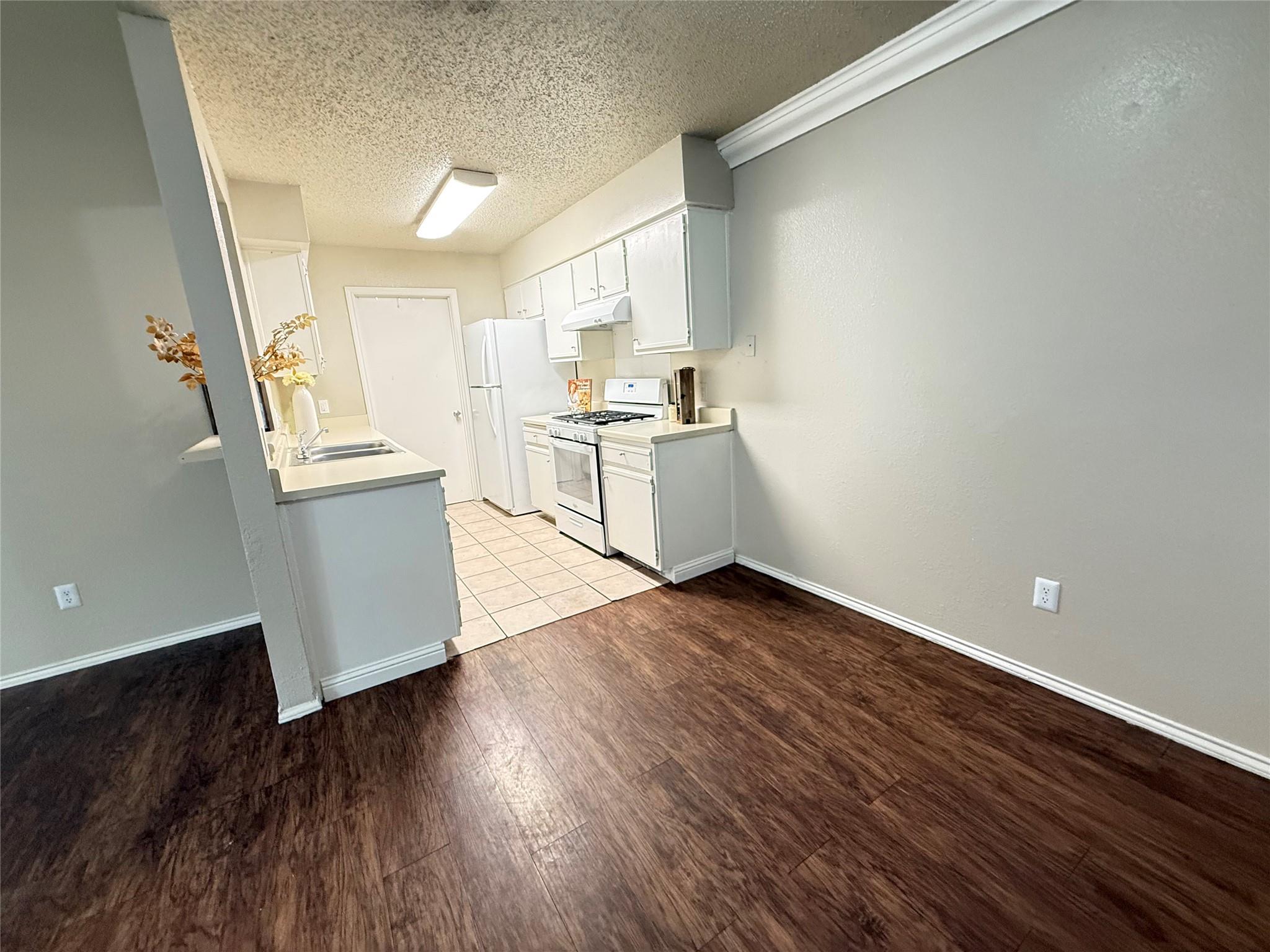 2024 Redwing Way Property Photo 4