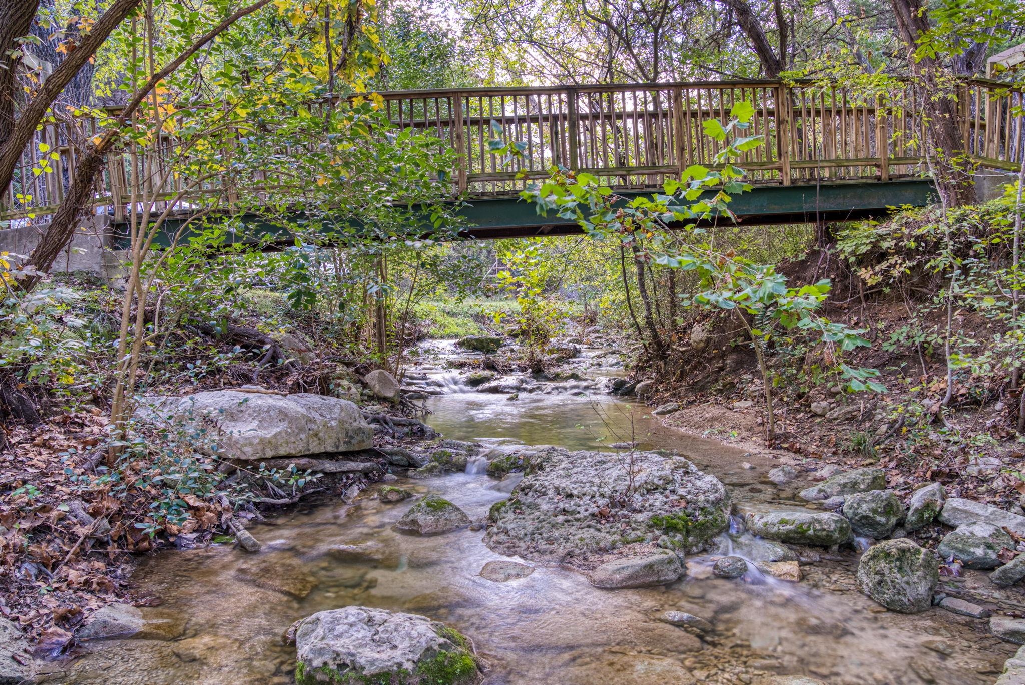 2717 Long Bow Trl Property Photo 9