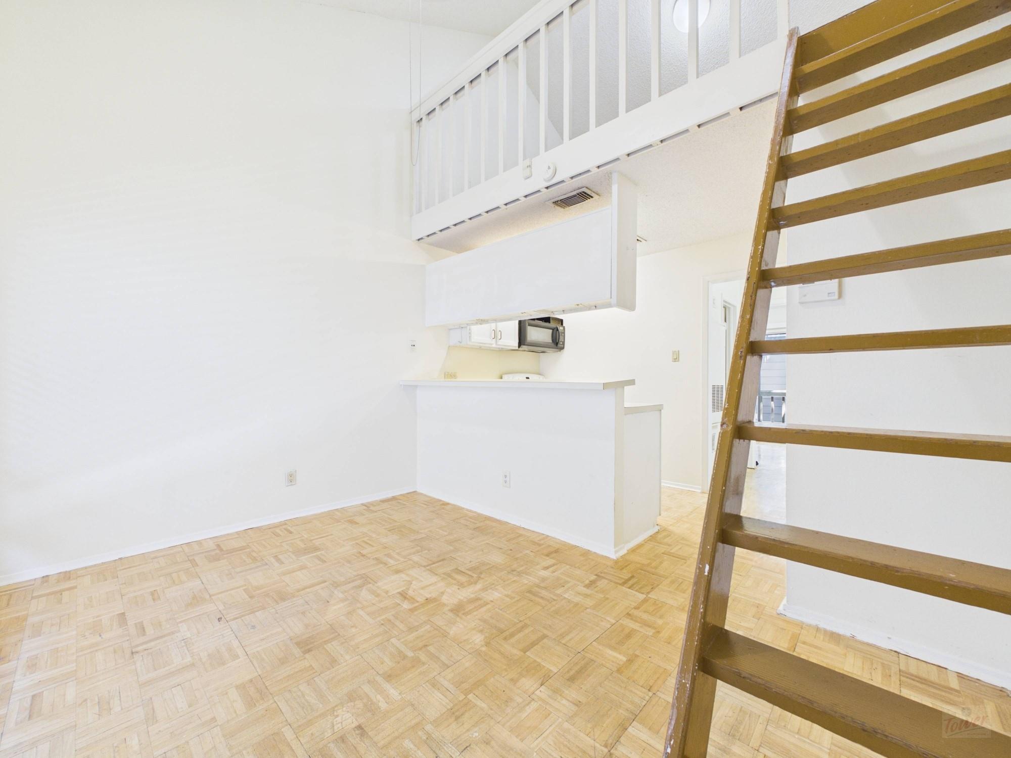 2815 Rio Grande St #205 Property Photo 1