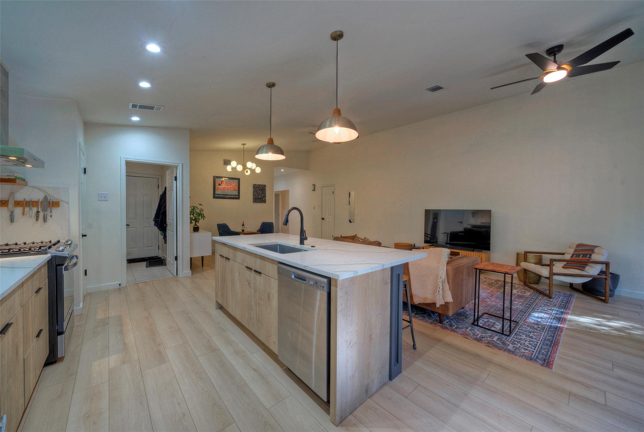 8406 Los Ranchos Dr Property Photo 15