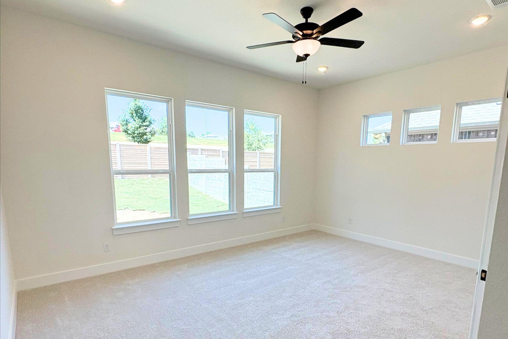 3105 Delaware St Property Photo 6