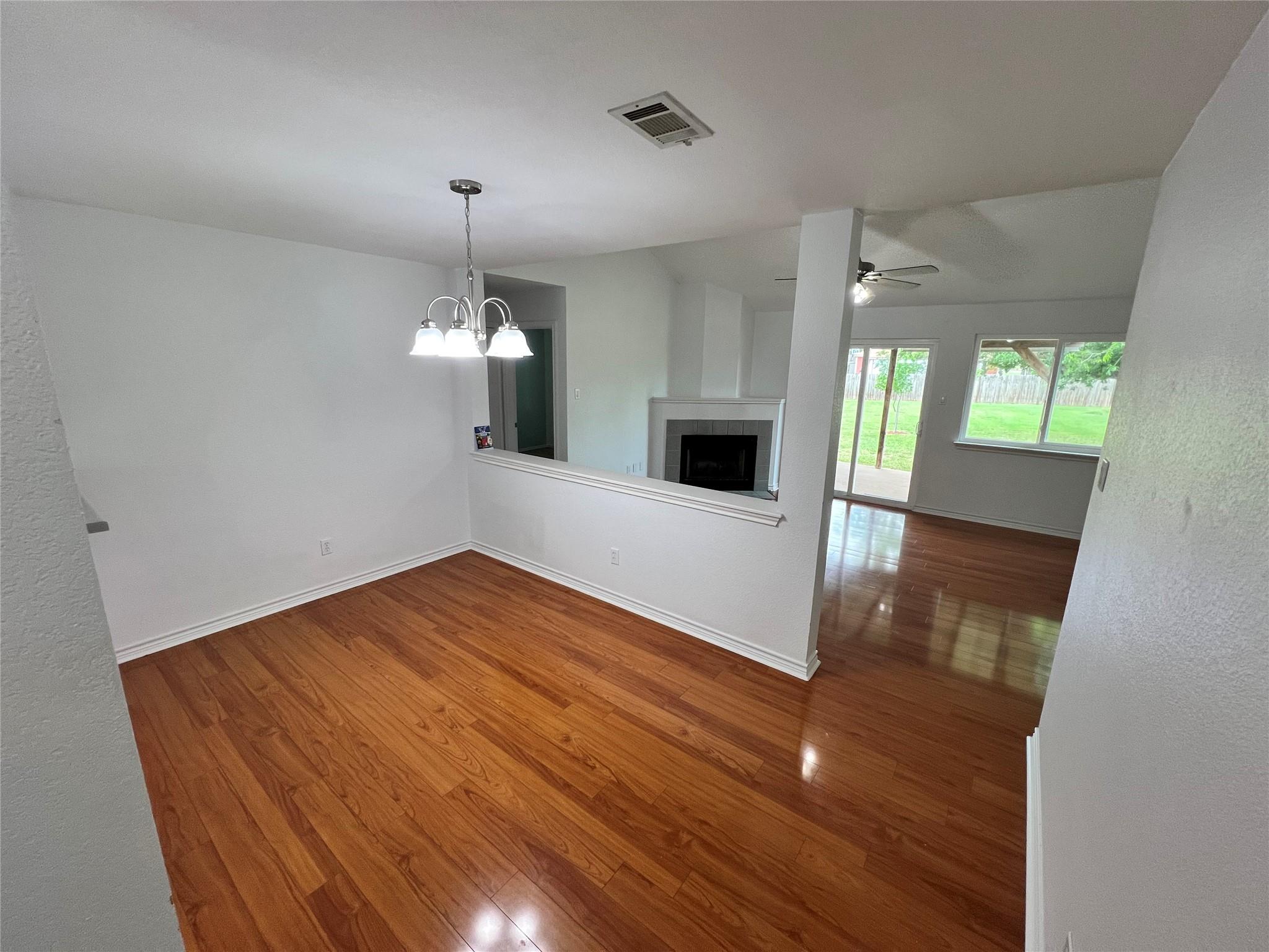 204 Quail Meadow Dr Property Photo 2