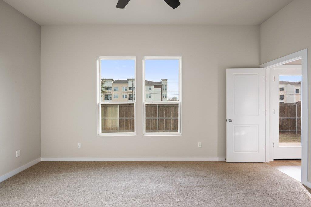 2209 Grenache Dr Property Photo 9