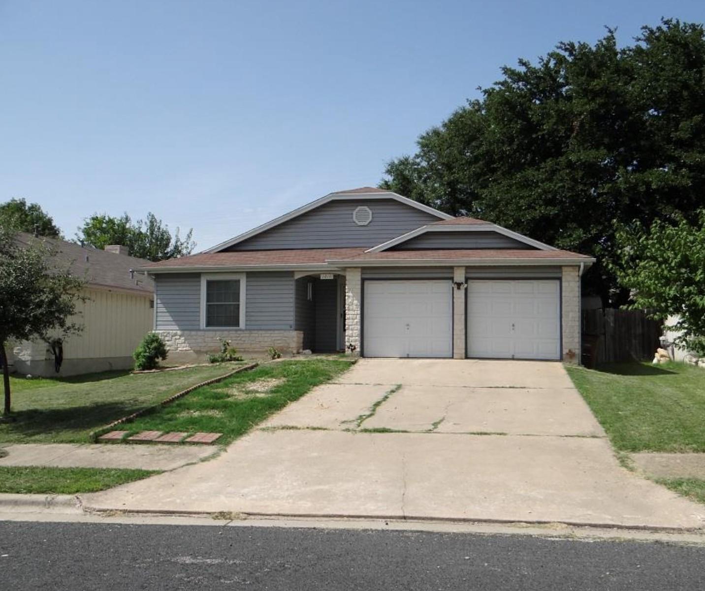 1010 Bodgers Dr Property Photo 1