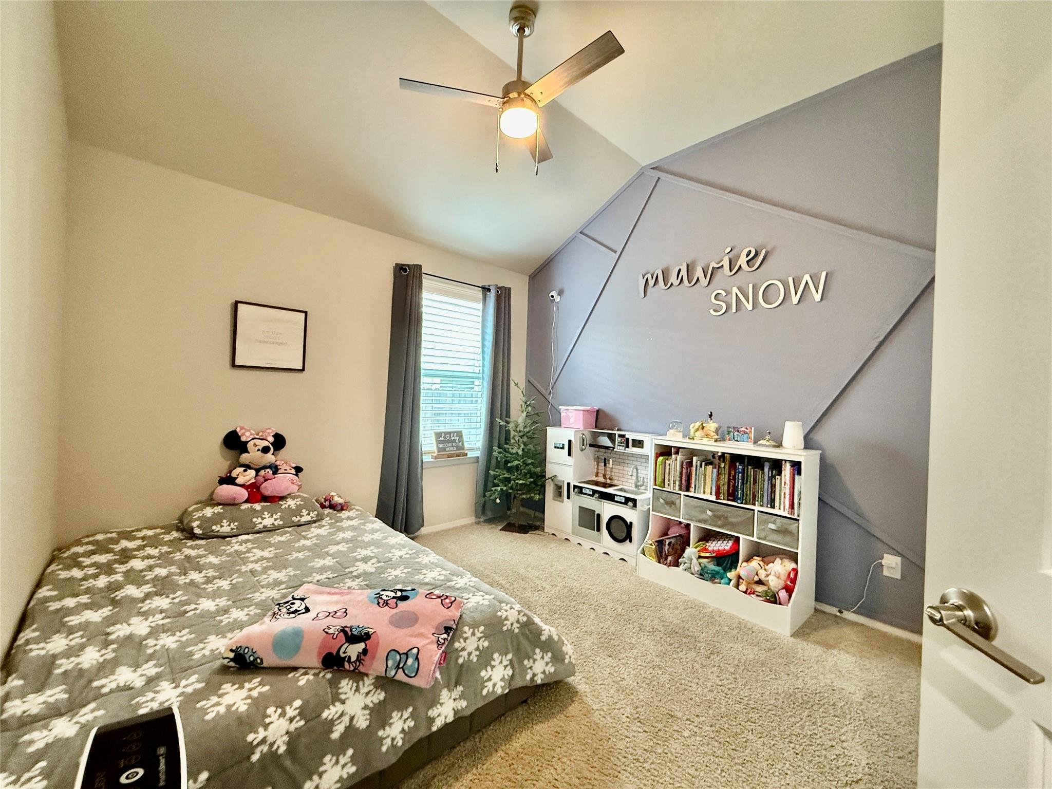 144 Riverhill Dr Property Photo 8