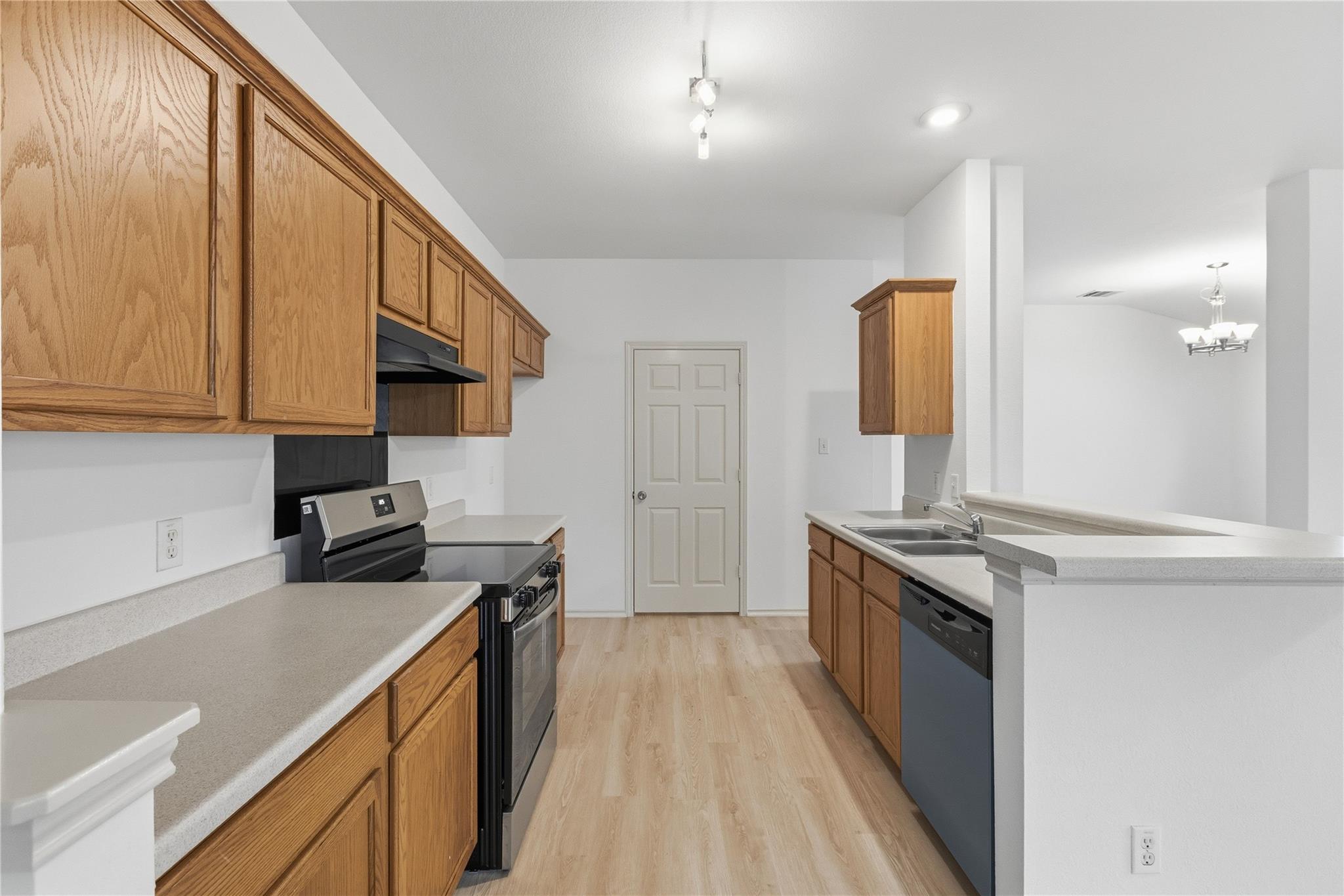 3629 Spring Canyon Trl Property Photo 8