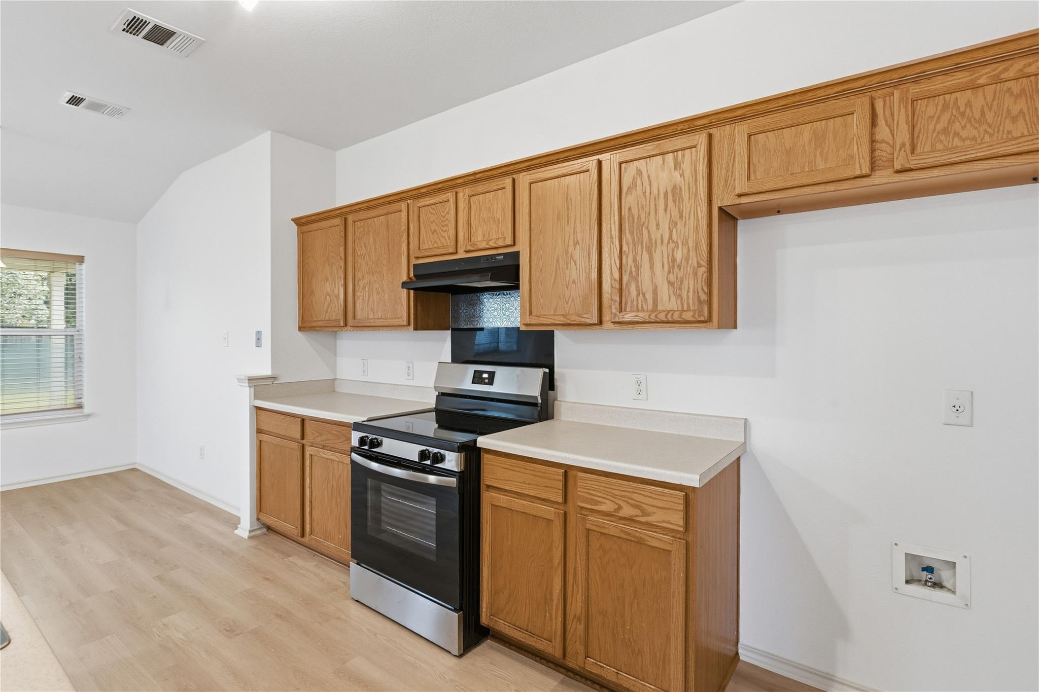 3629 Spring Canyon Trl Property Photo 9