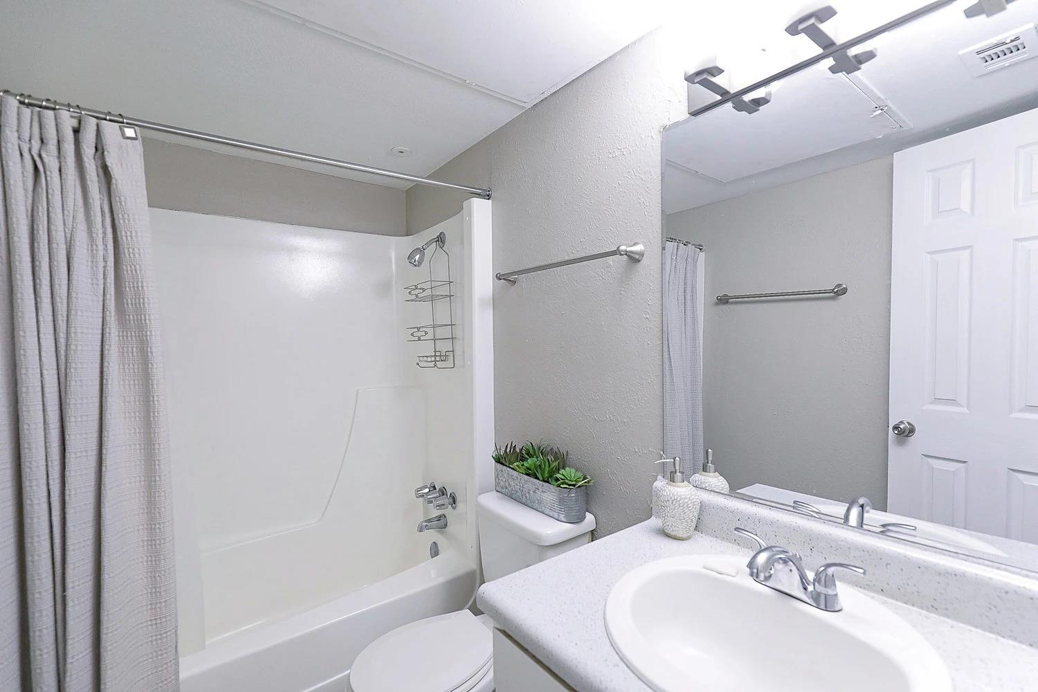 8100 N Mopac Expy #11-252 Property Photo 20