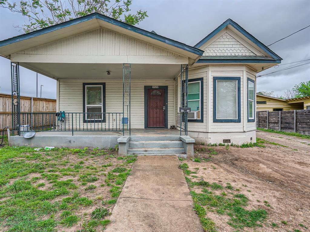1122 Chicon St Property Photo 1