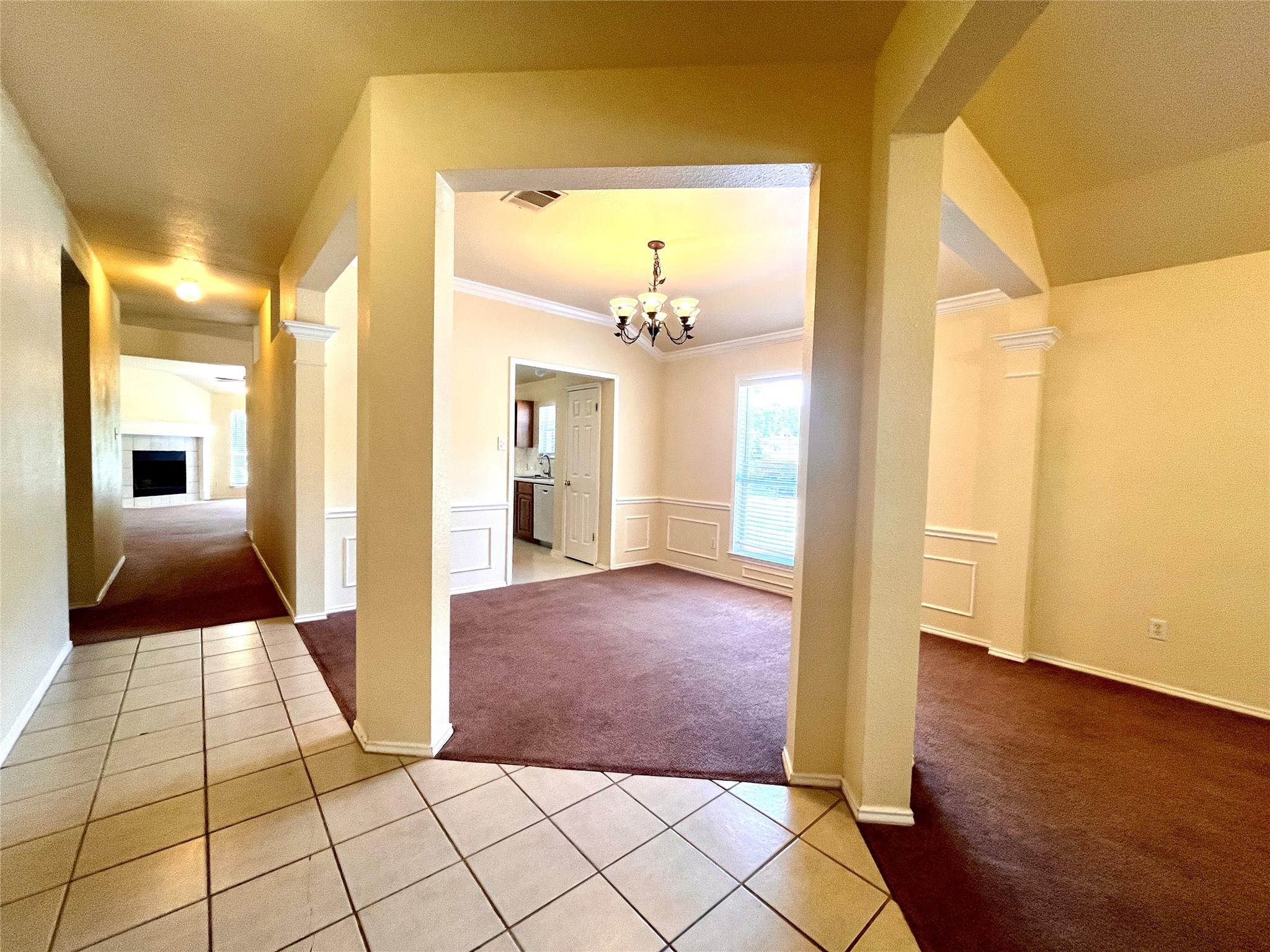100 Giancarlos Ln Property Photo 3