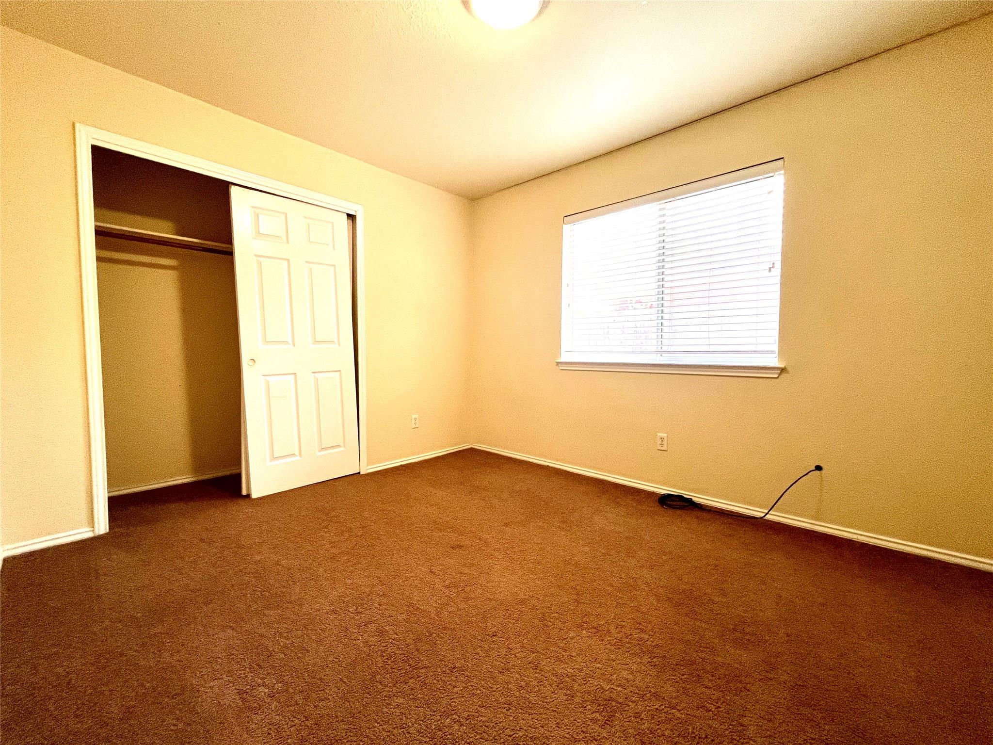 100 Giancarlos Ln Property Photo 15