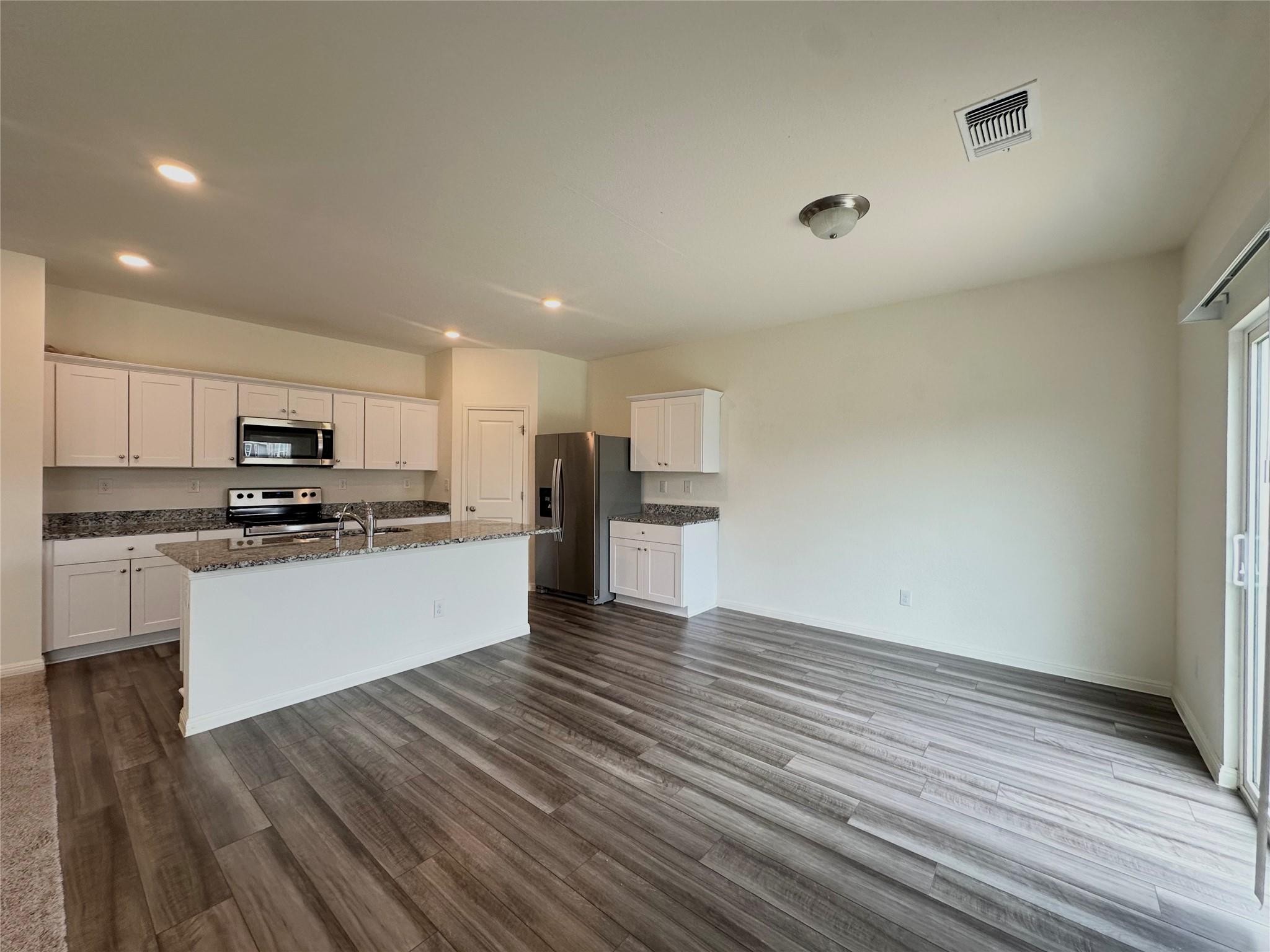 103 Gray Fox Loop Property Photo 5