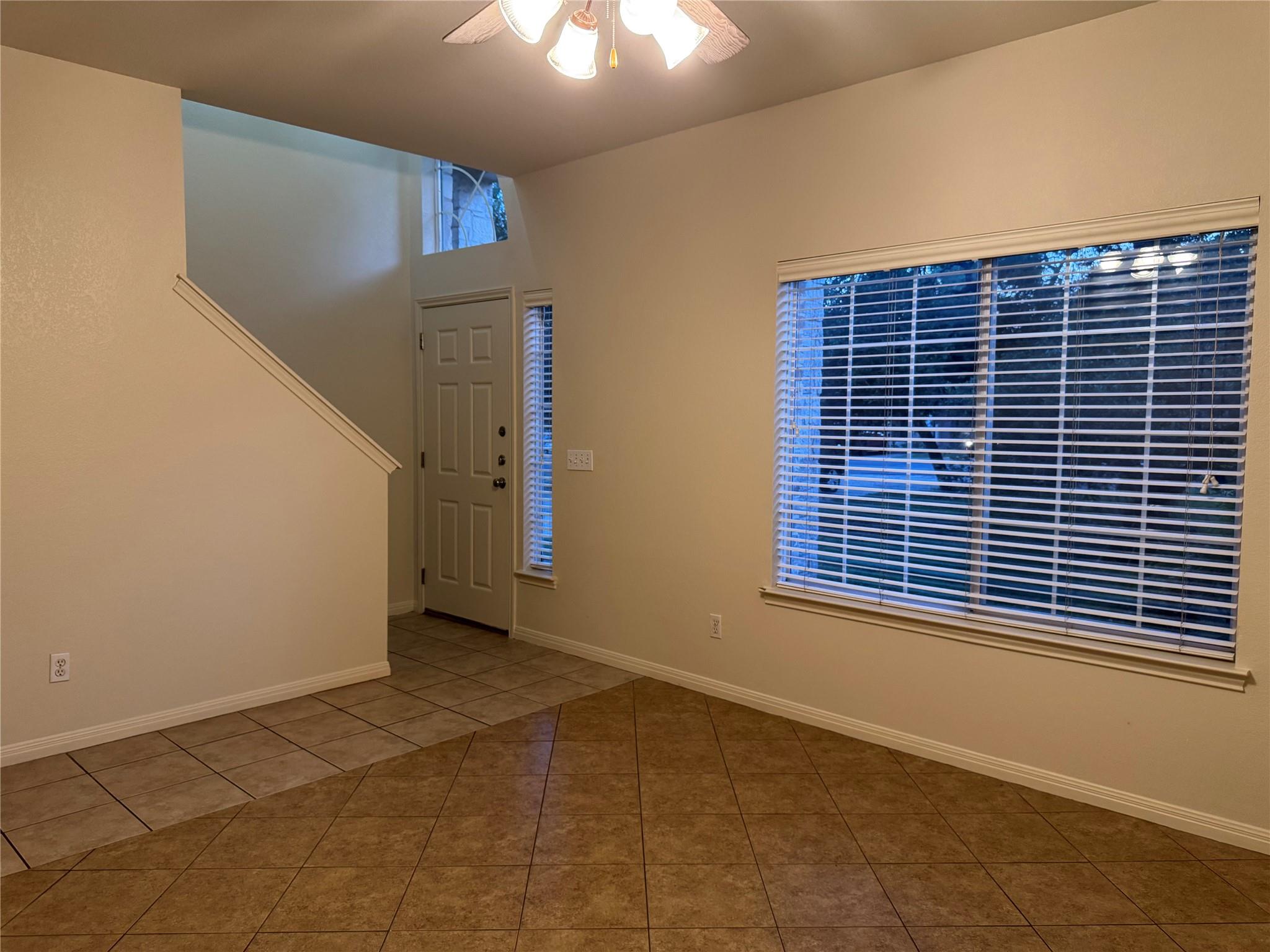 9 Deerfield Dr #b Property Photo 14
