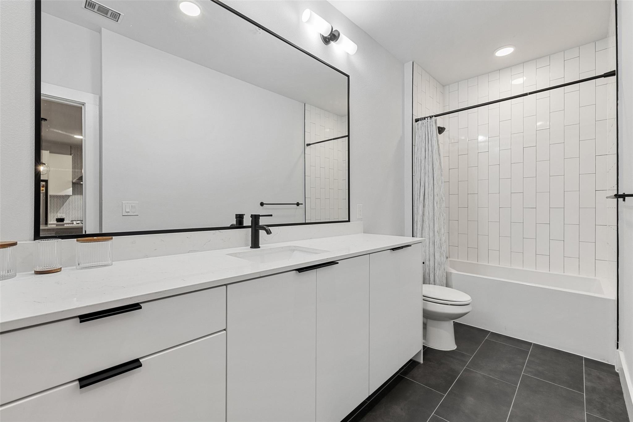 2500 Longview St #418 Property Photo 21