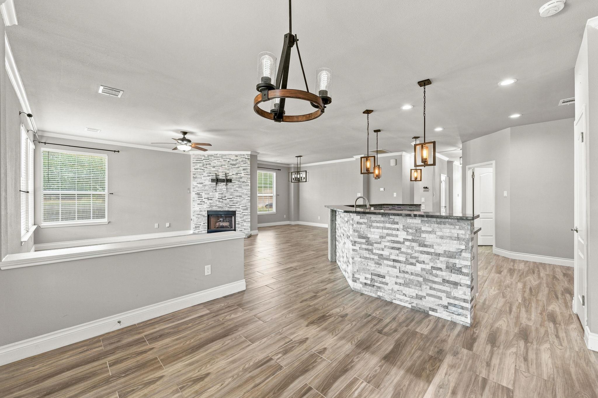 1600 Viki Lynn Ct Property Photo 19