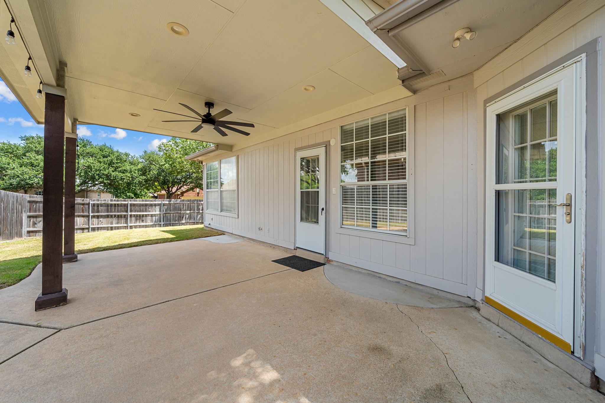 1600 Viki Lynn Ct Property Photo 28