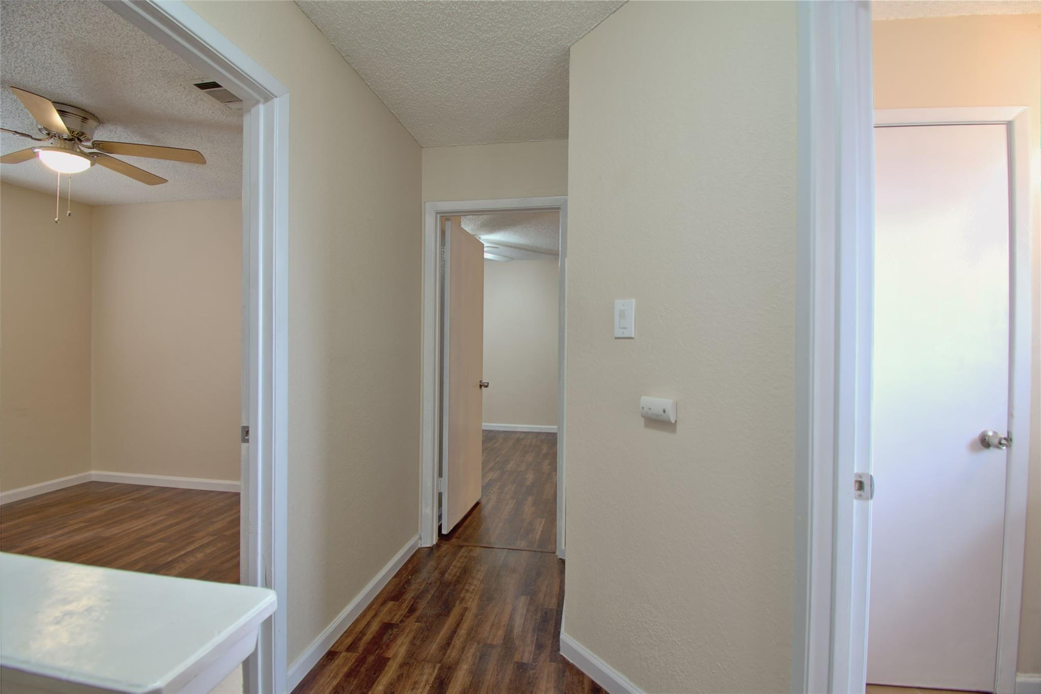 1015 E Yager Ln #151 Property Photo 8