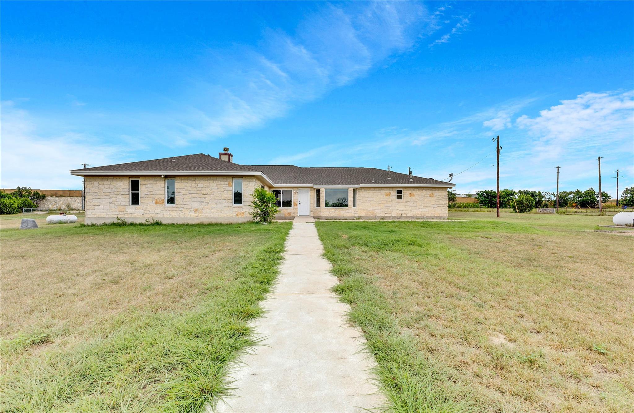 451 County Road 276 Rd Property Photo 29