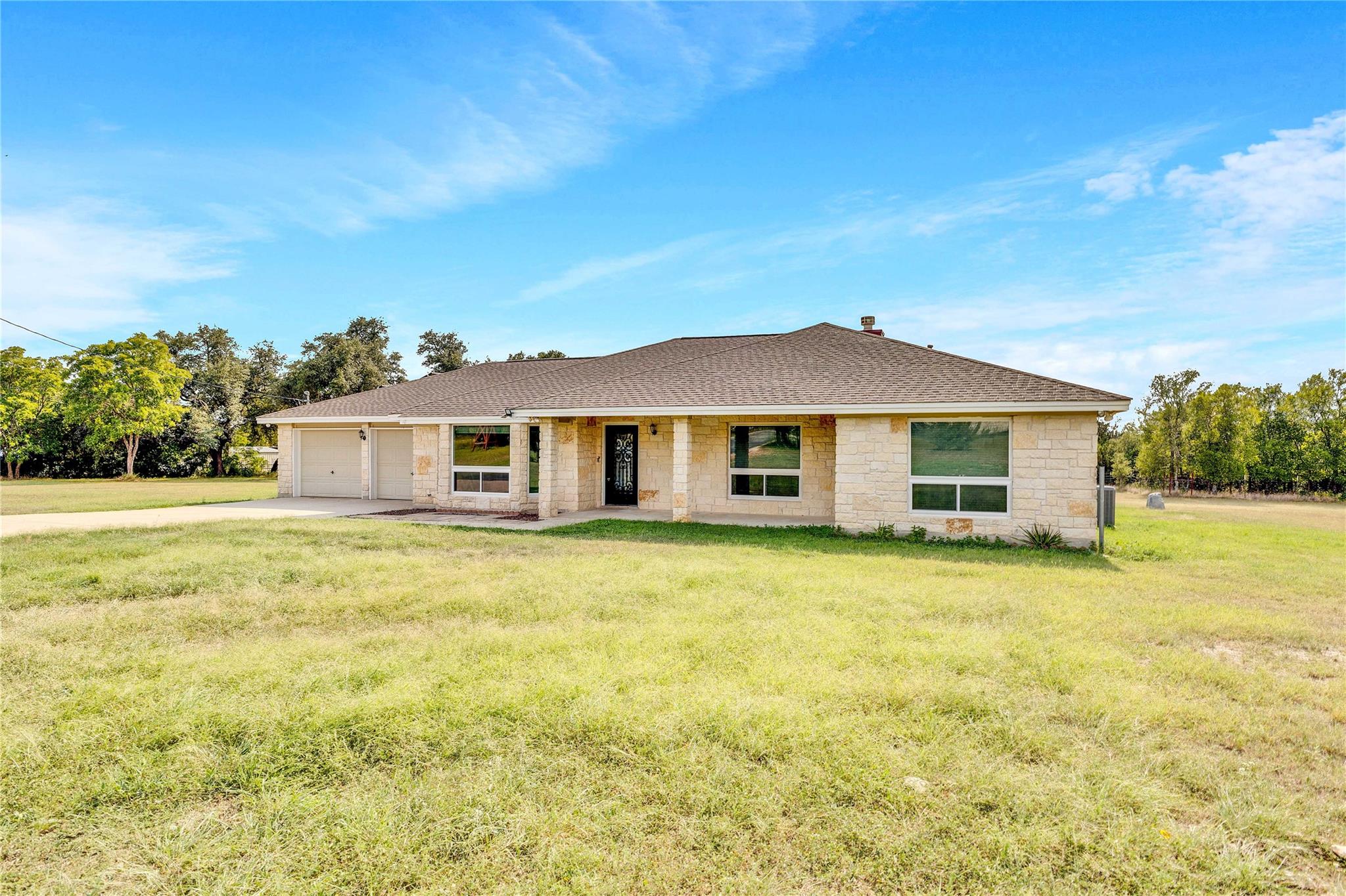 451 County Road 276 Rd Property Photo 33