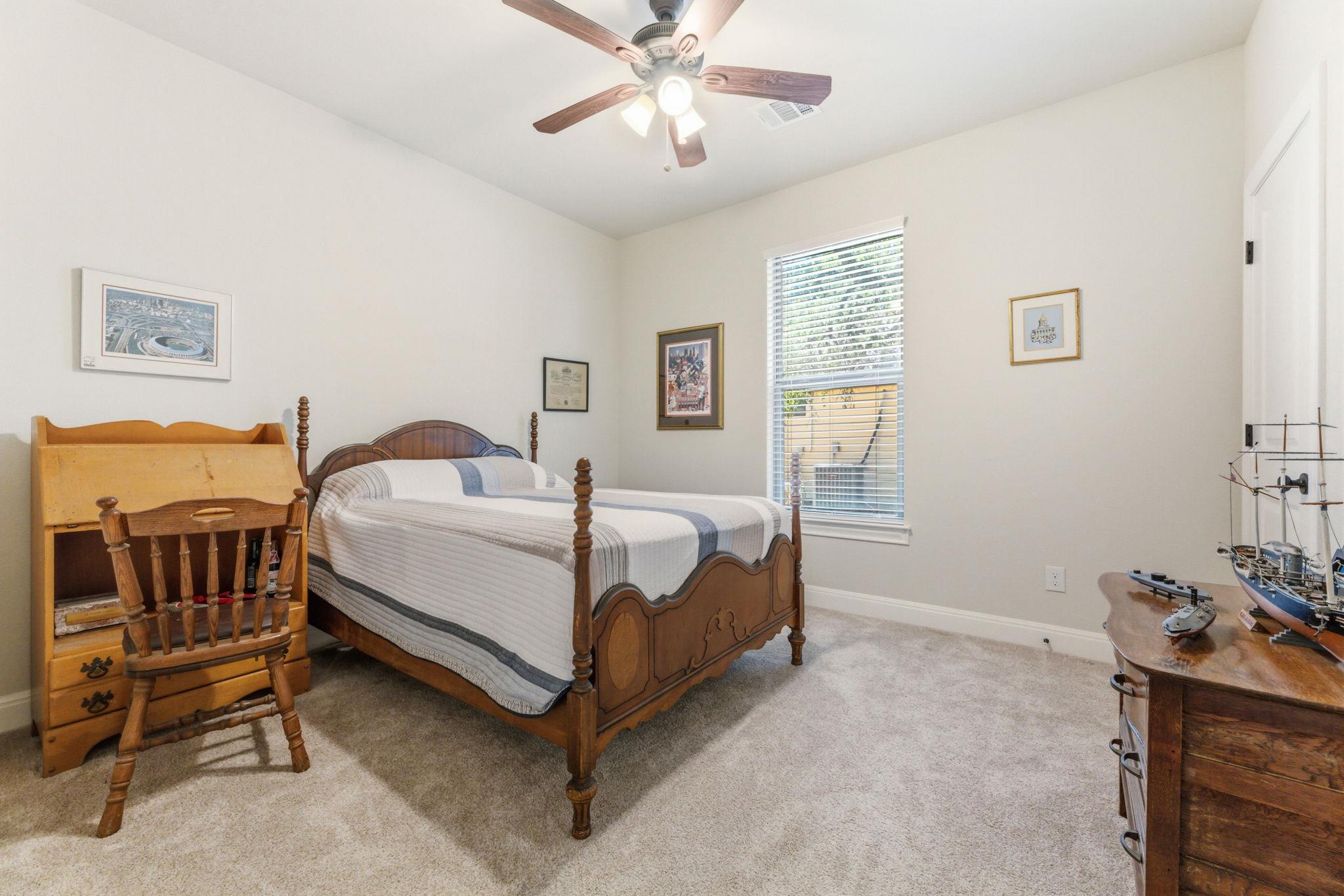 18817 Kelly Dr Property Photo 27