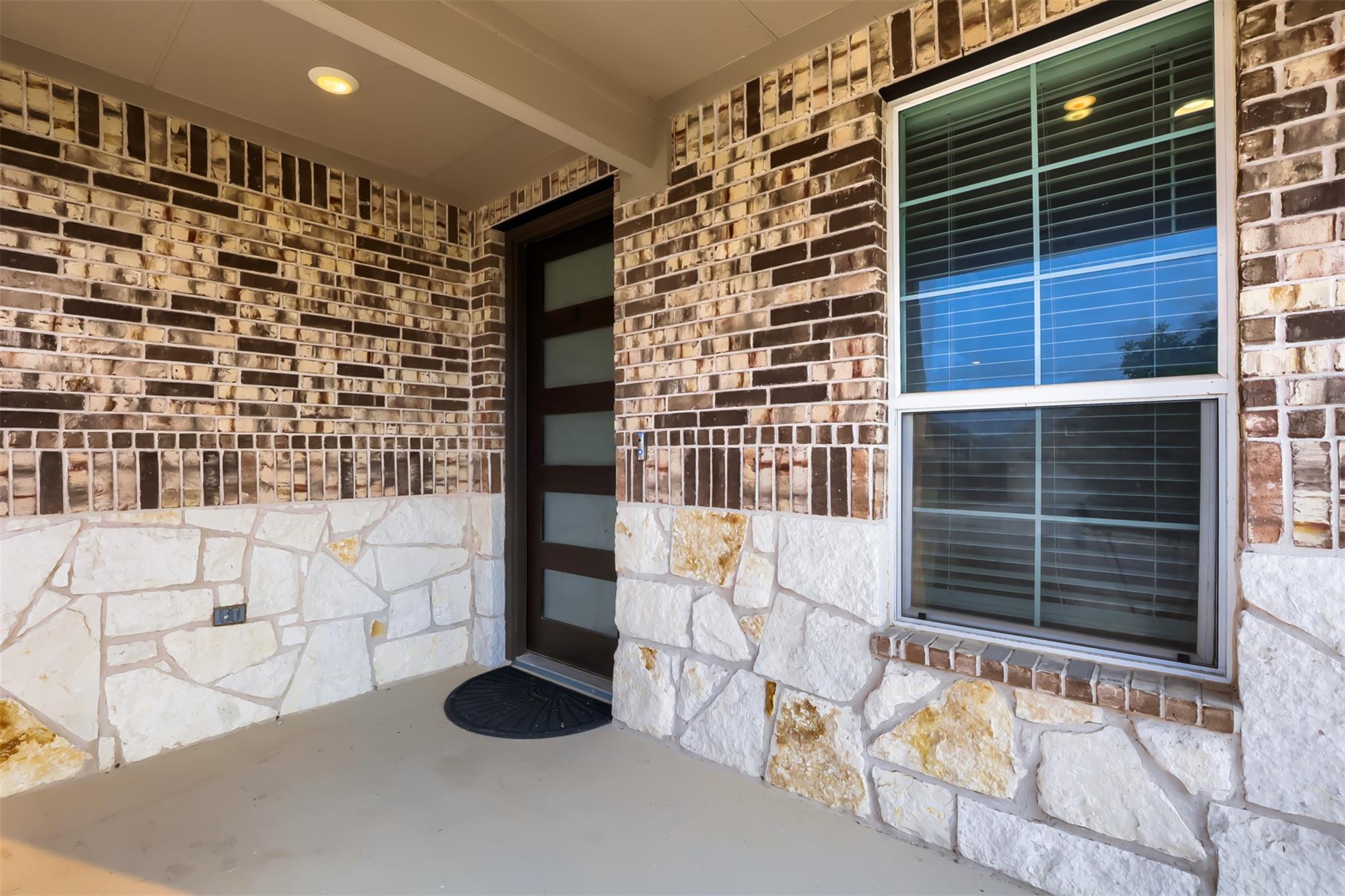 644 Peace Pipe Way Property Photo 3