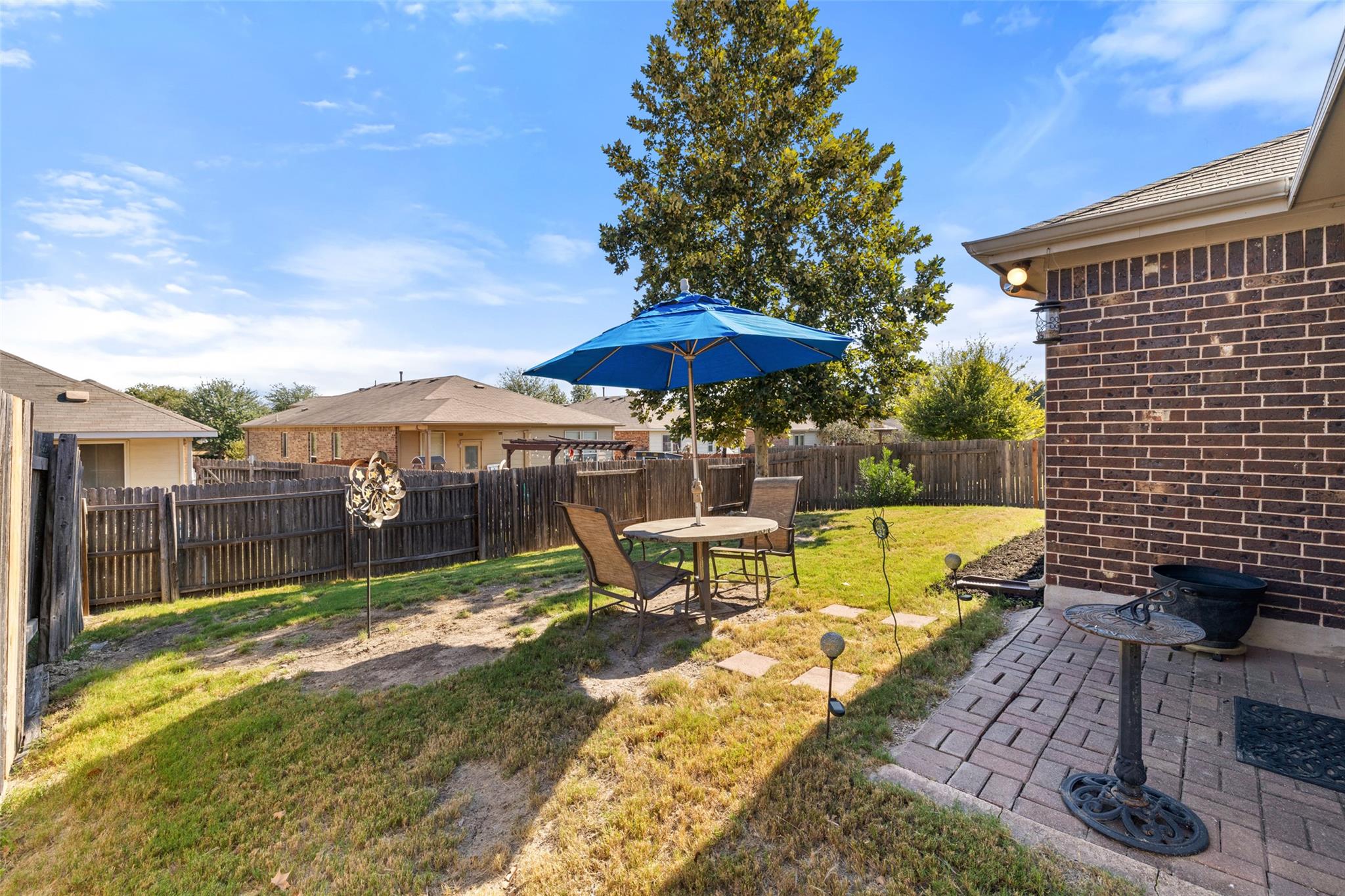 339 Strawberry Blonde Dr Property Photo 24