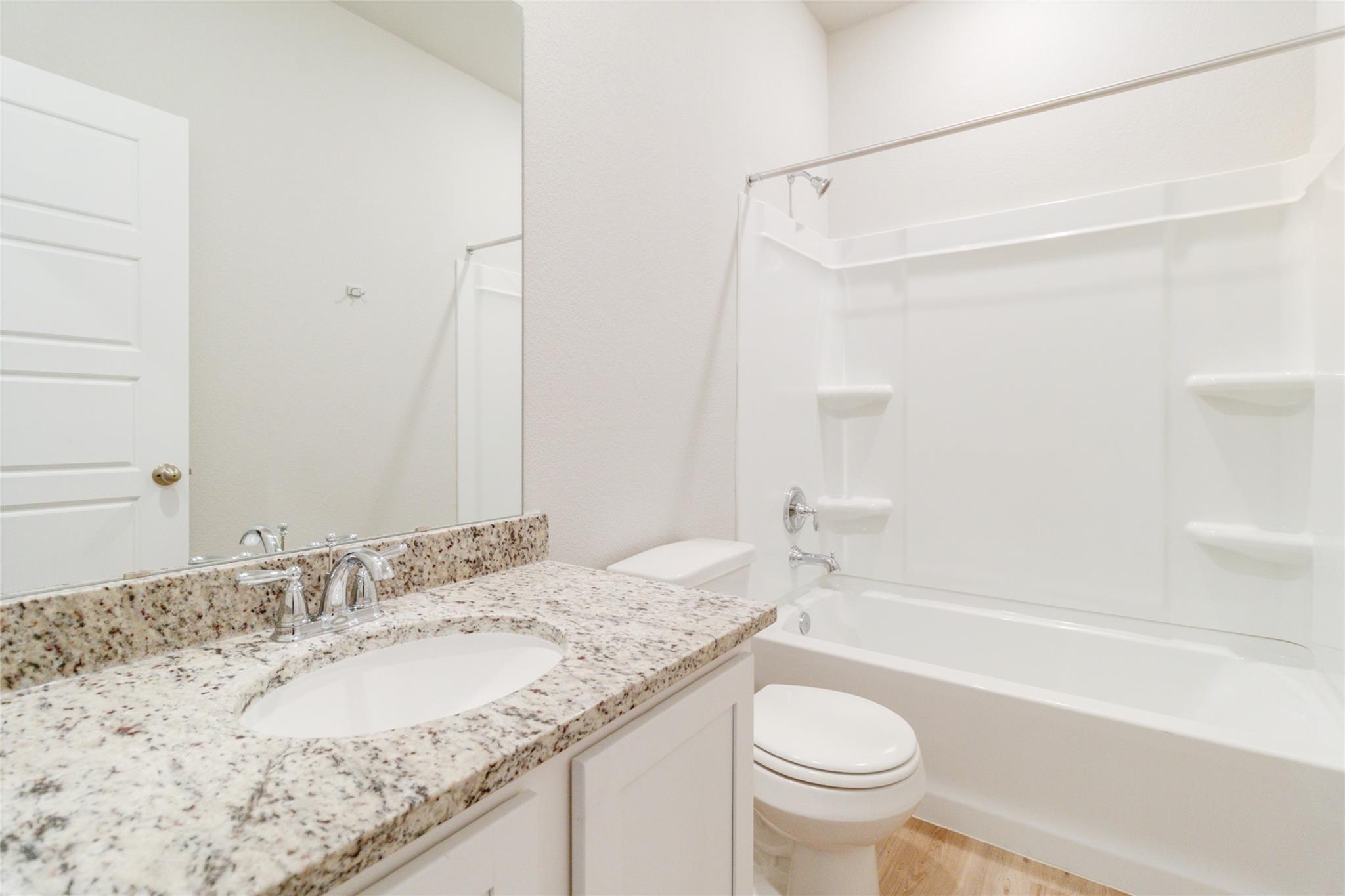 943 Staglin St Property Photo 21