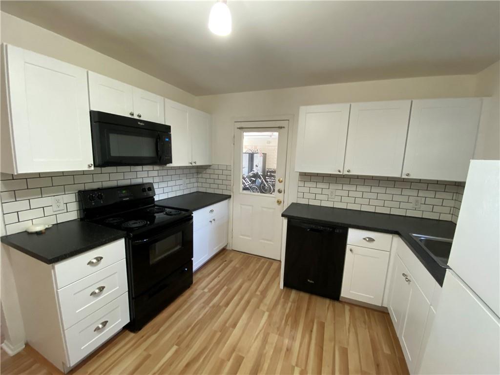 8311 Hathaway DR B Property Photo 1