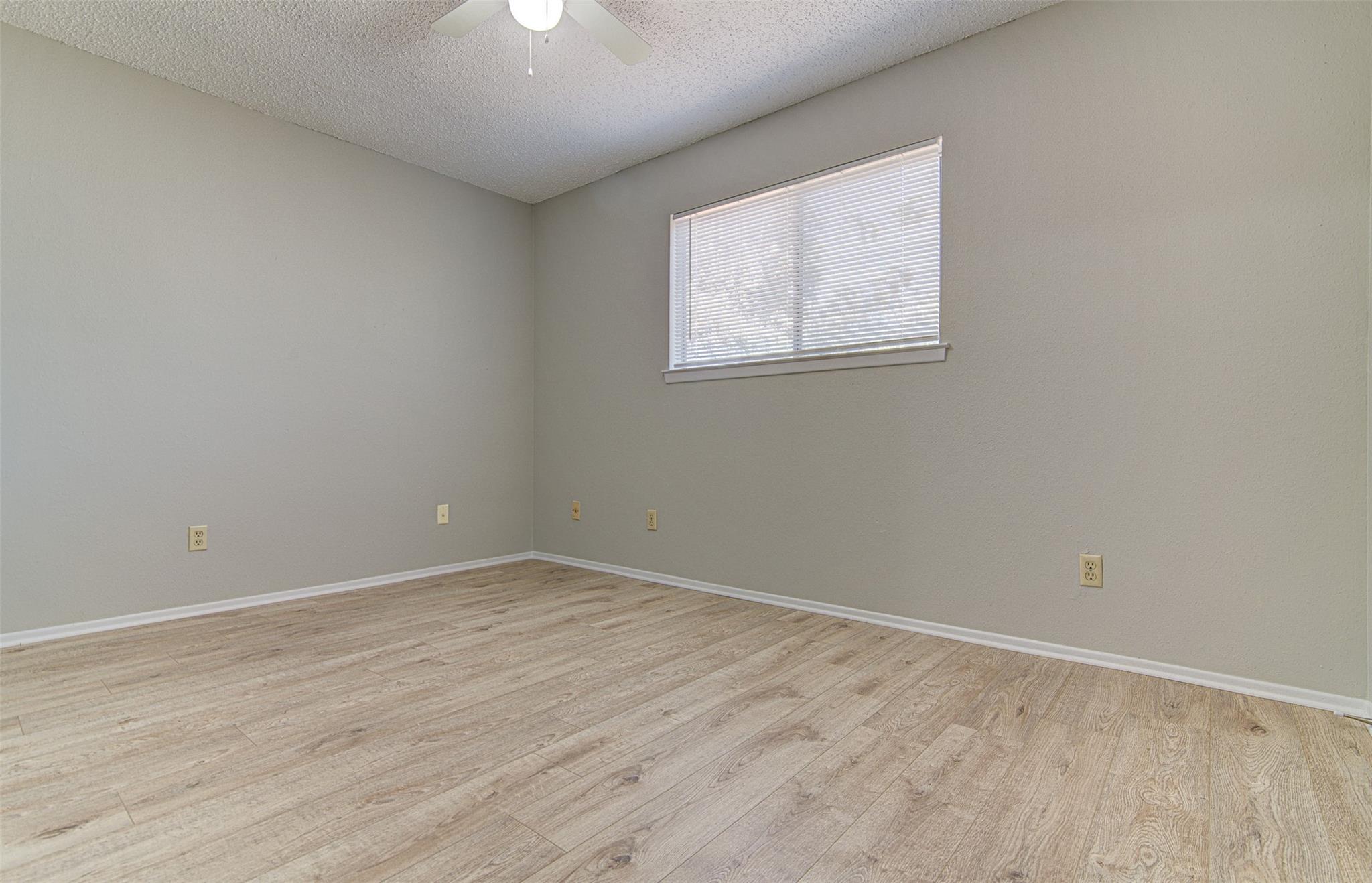 12824 Tomanet Trl #a Property Photo 11