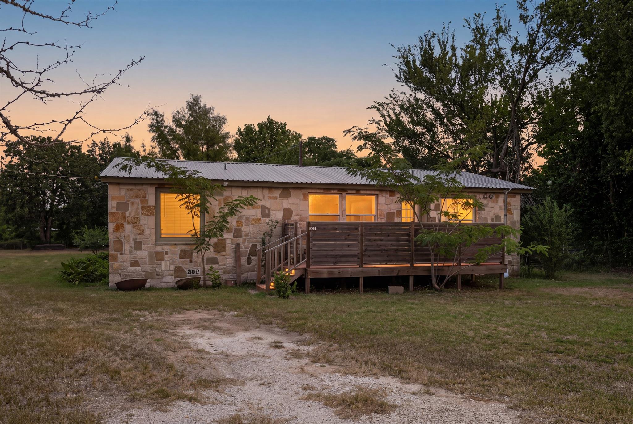 513 Fm 2336 None Property Photo 1