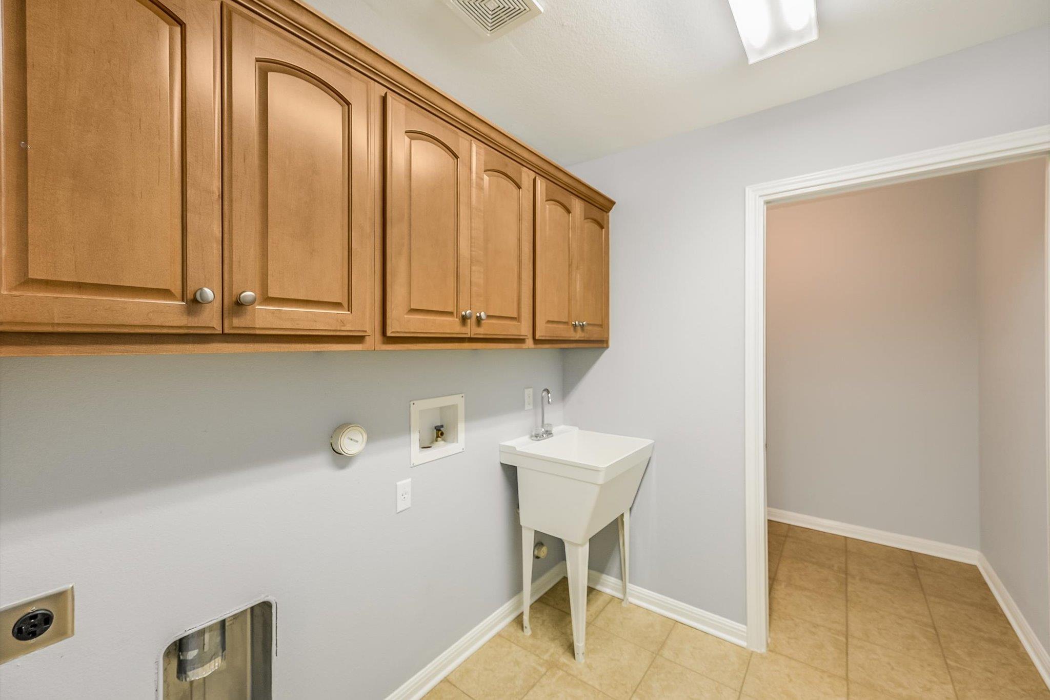 30 Wildwood Dr #122 Property Photo 12