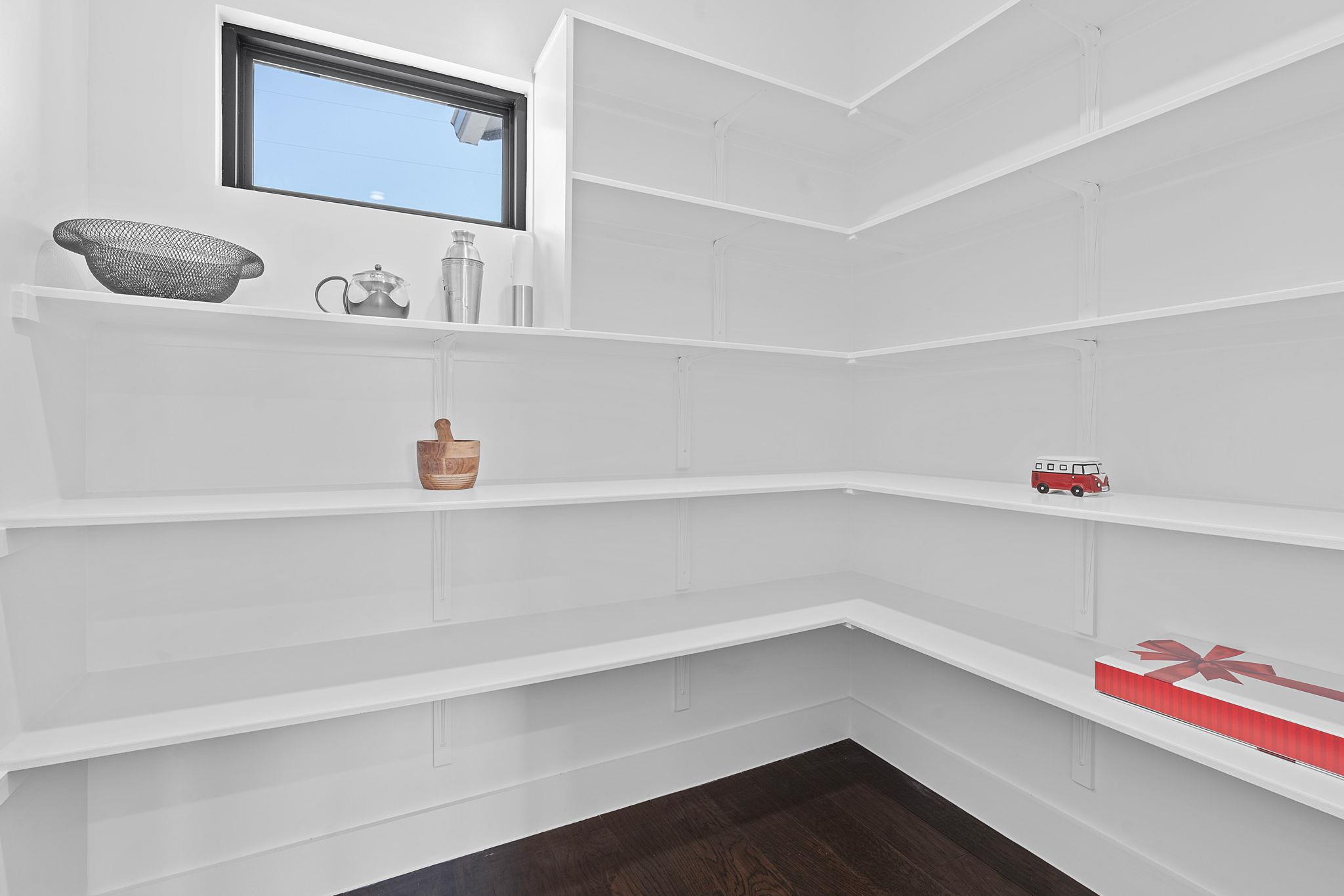 20806 Northland Cir Property Photo 17