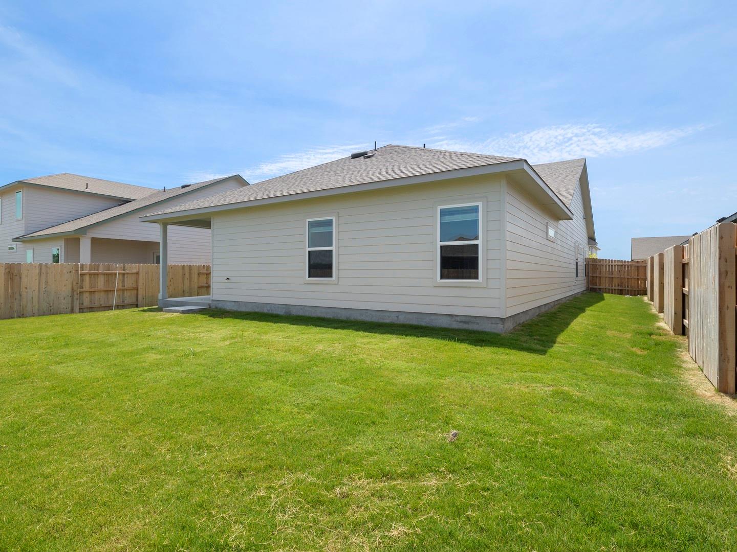 112 Mathew St Property Photo 29