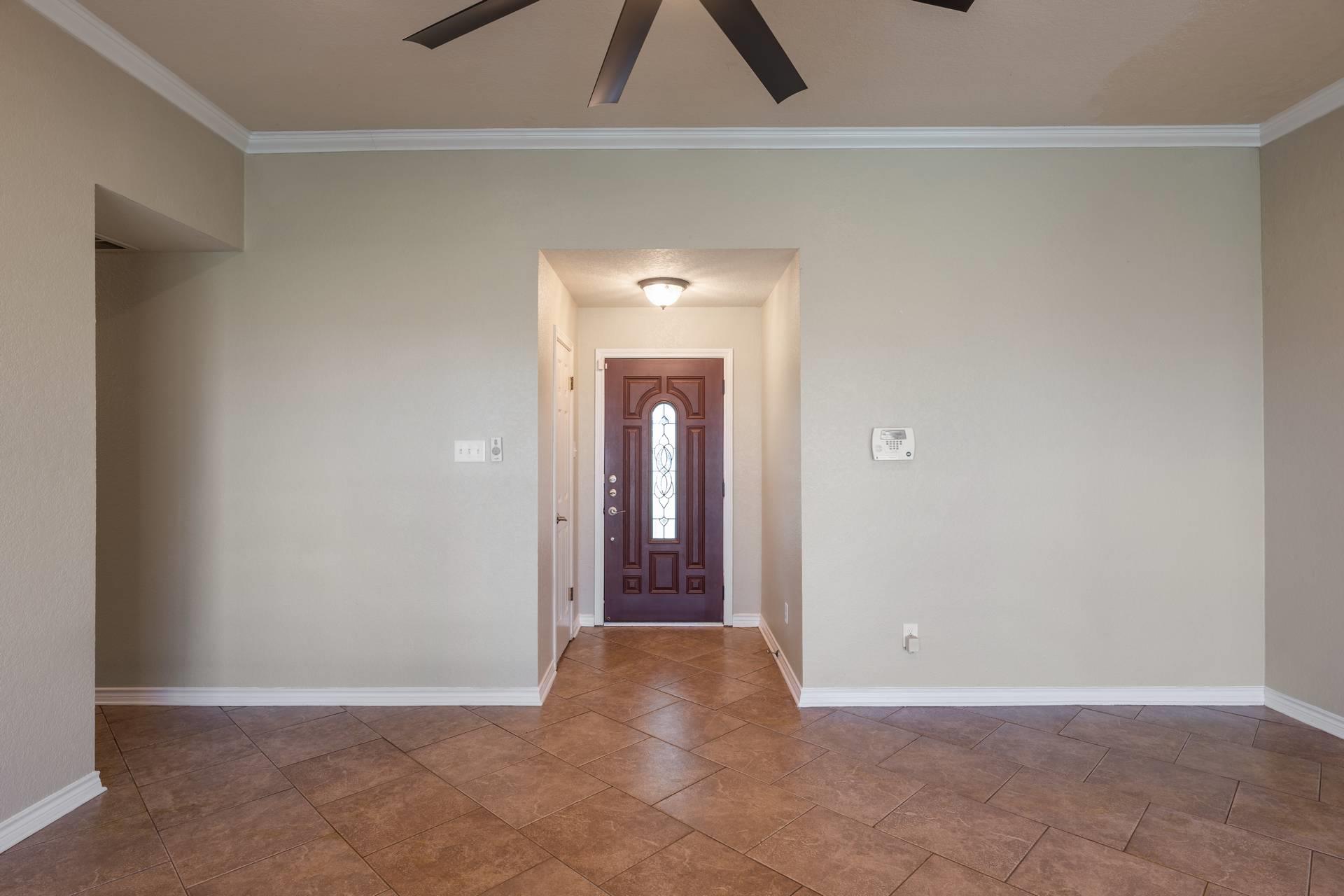2604 Bluebonnet Valley Dr Property Photo 3