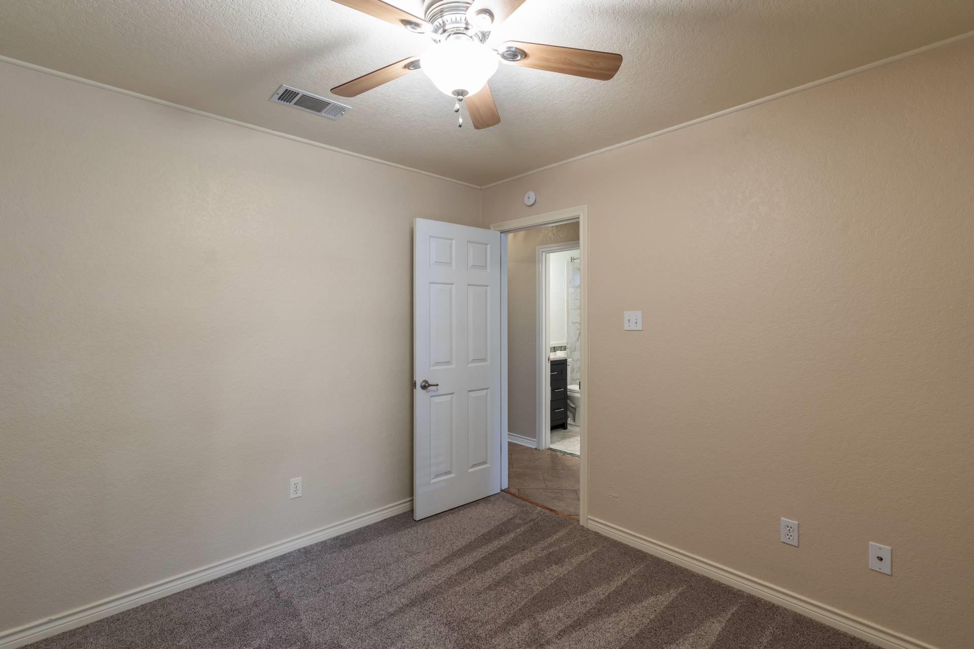 2604 Bluebonnet Valley Dr Property Photo 26