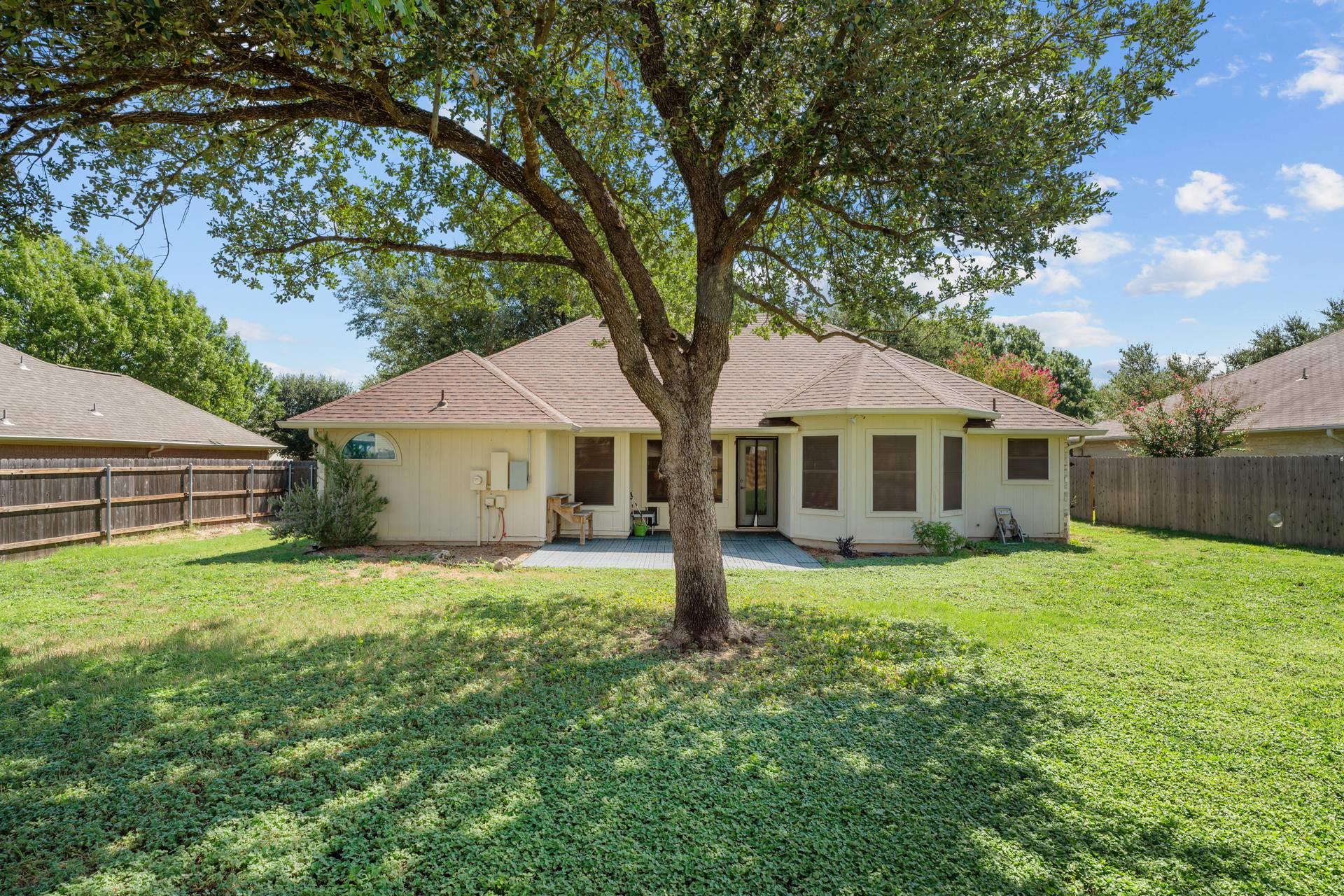 2604 Bluebonnet Valley Dr Property Photo 28