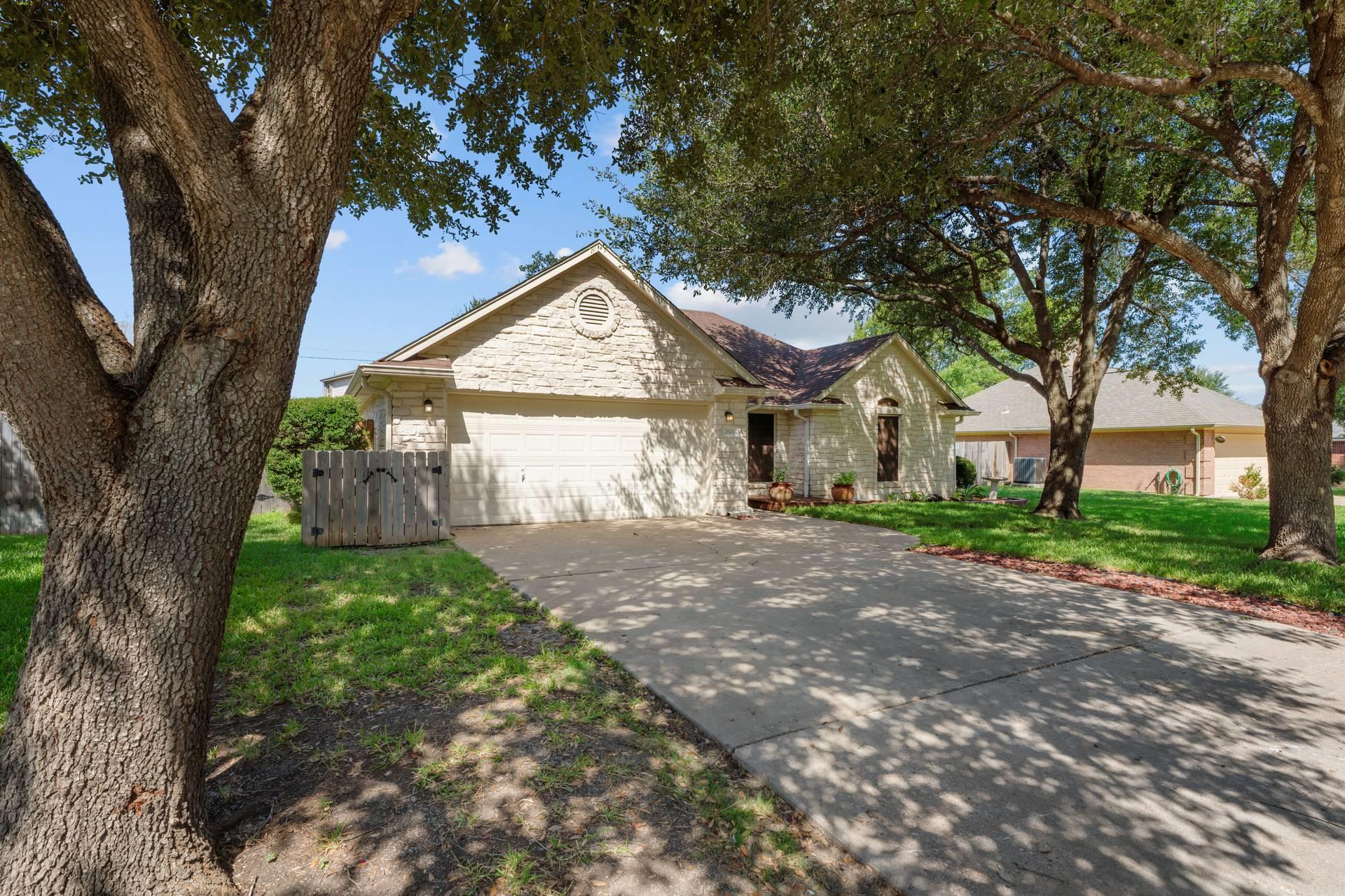 2604 Bluebonnet Valley Dr Property Photo 32