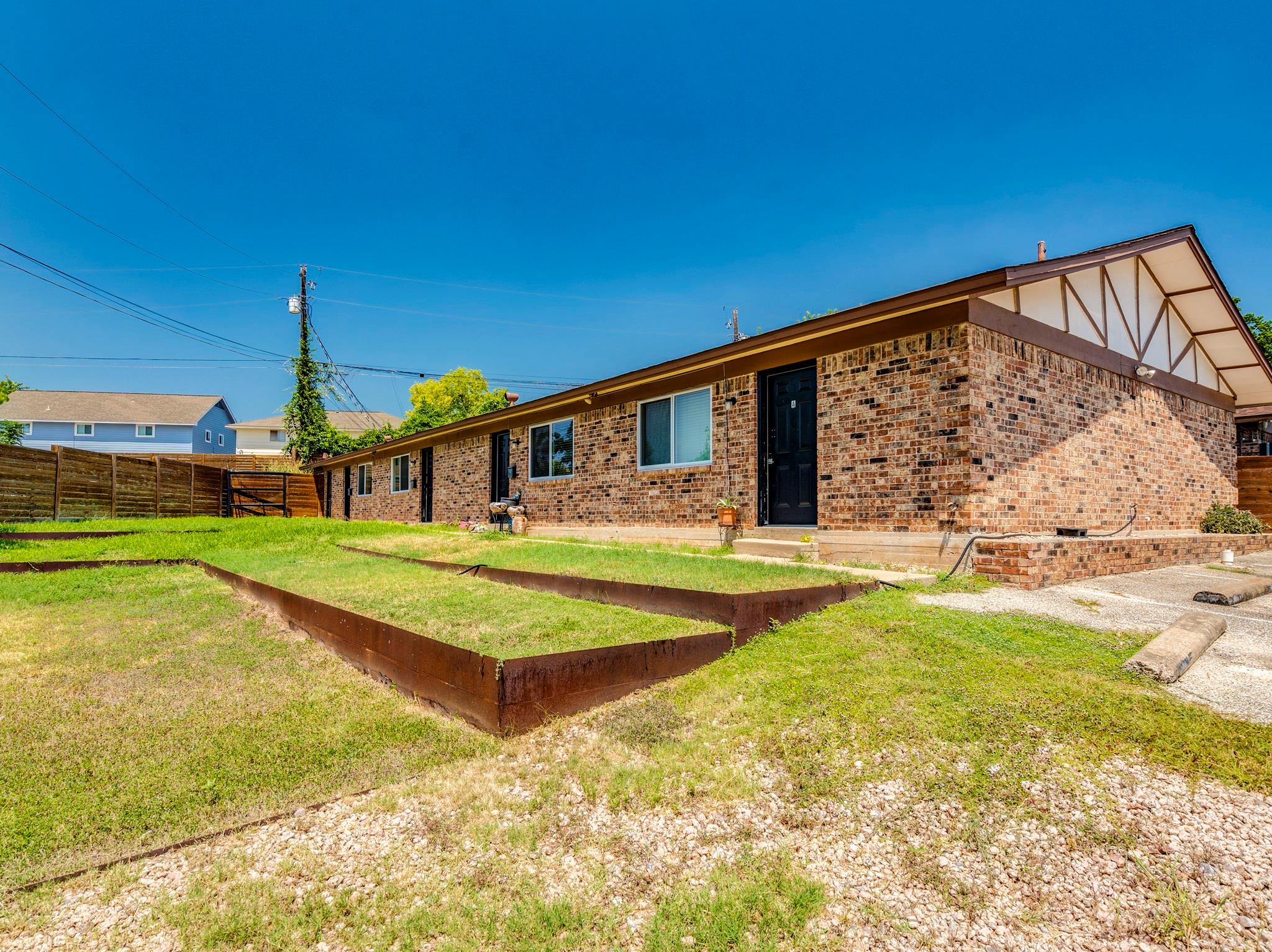3404 Willowrun Cv #c Property Photo 5