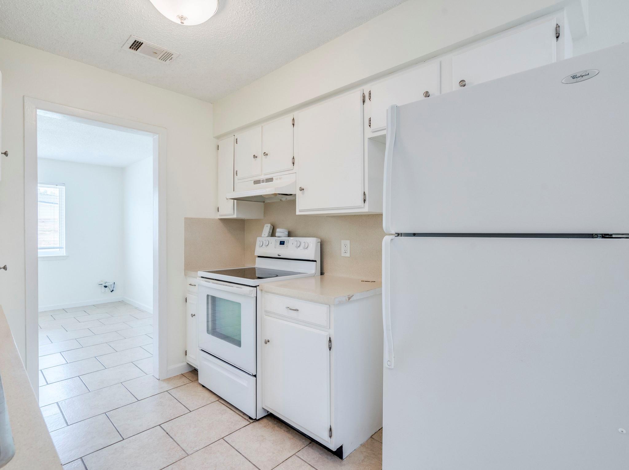 3404 Willowrun Cv #c Property Photo 10