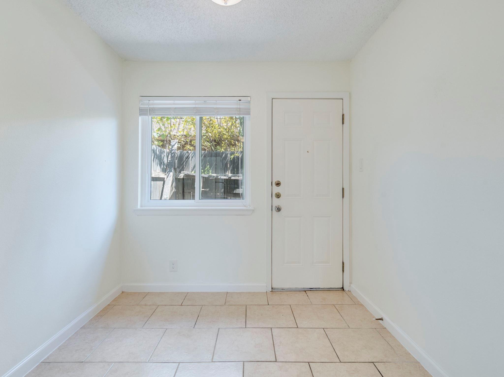 3404 Willowrun Cv #c Property Photo 12