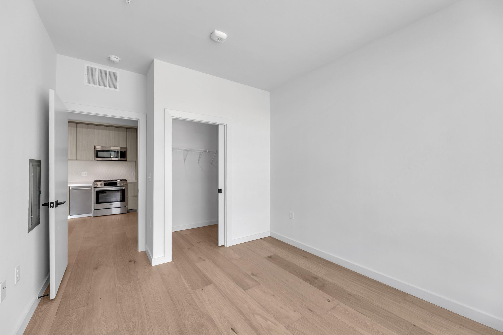 2209 S 1st St #231 Property Photo 15