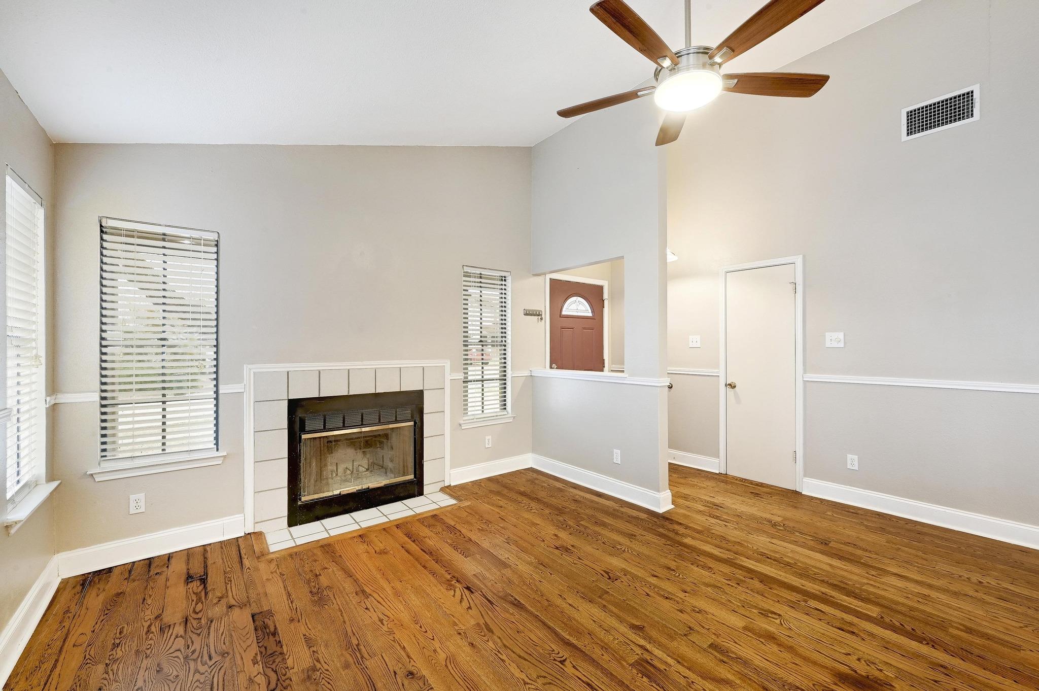 3006 Linnet Dr Property Photo 1