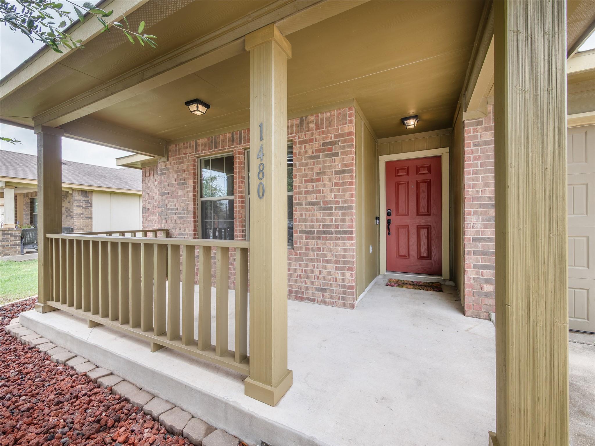 1480 Twin Cv Property Photo 2
