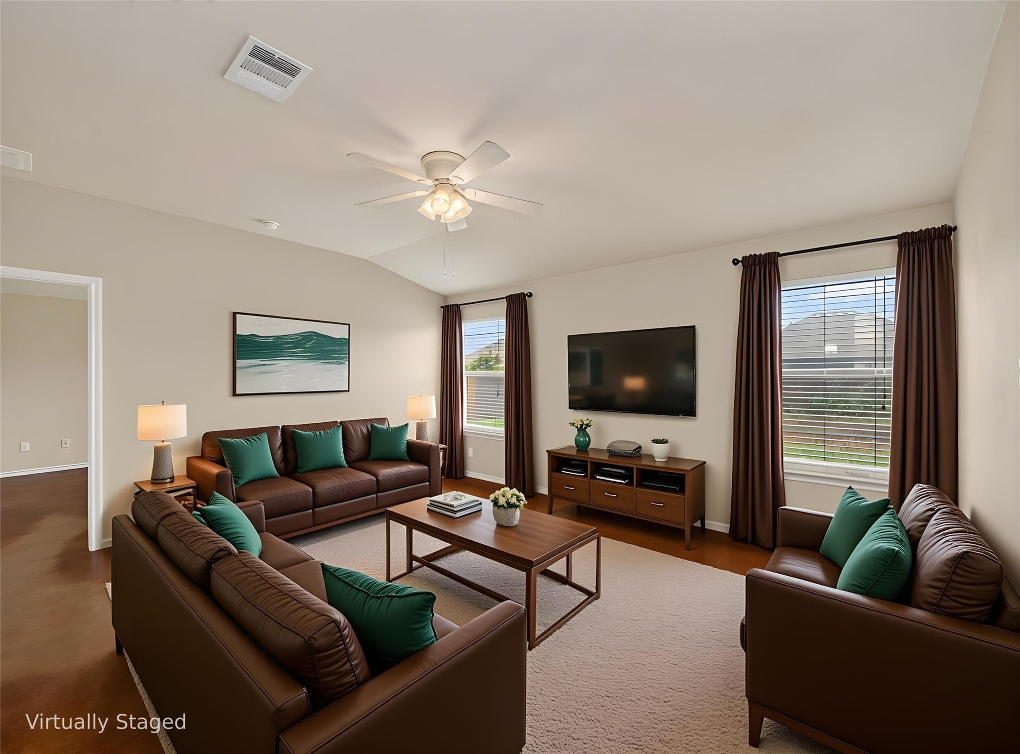 1480 Twin Cv Property Photo 4