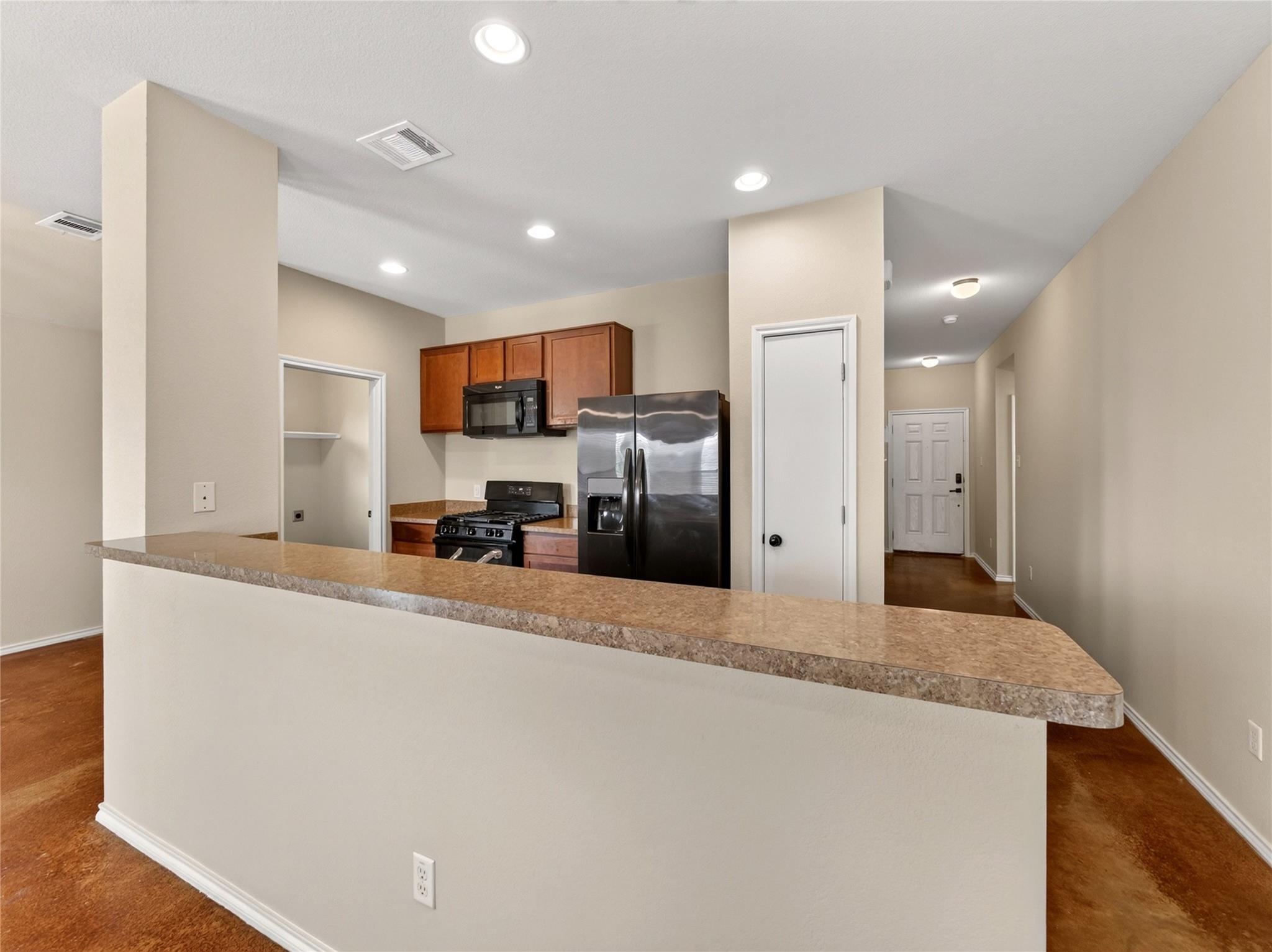 1480 Twin Cv Property Photo 9